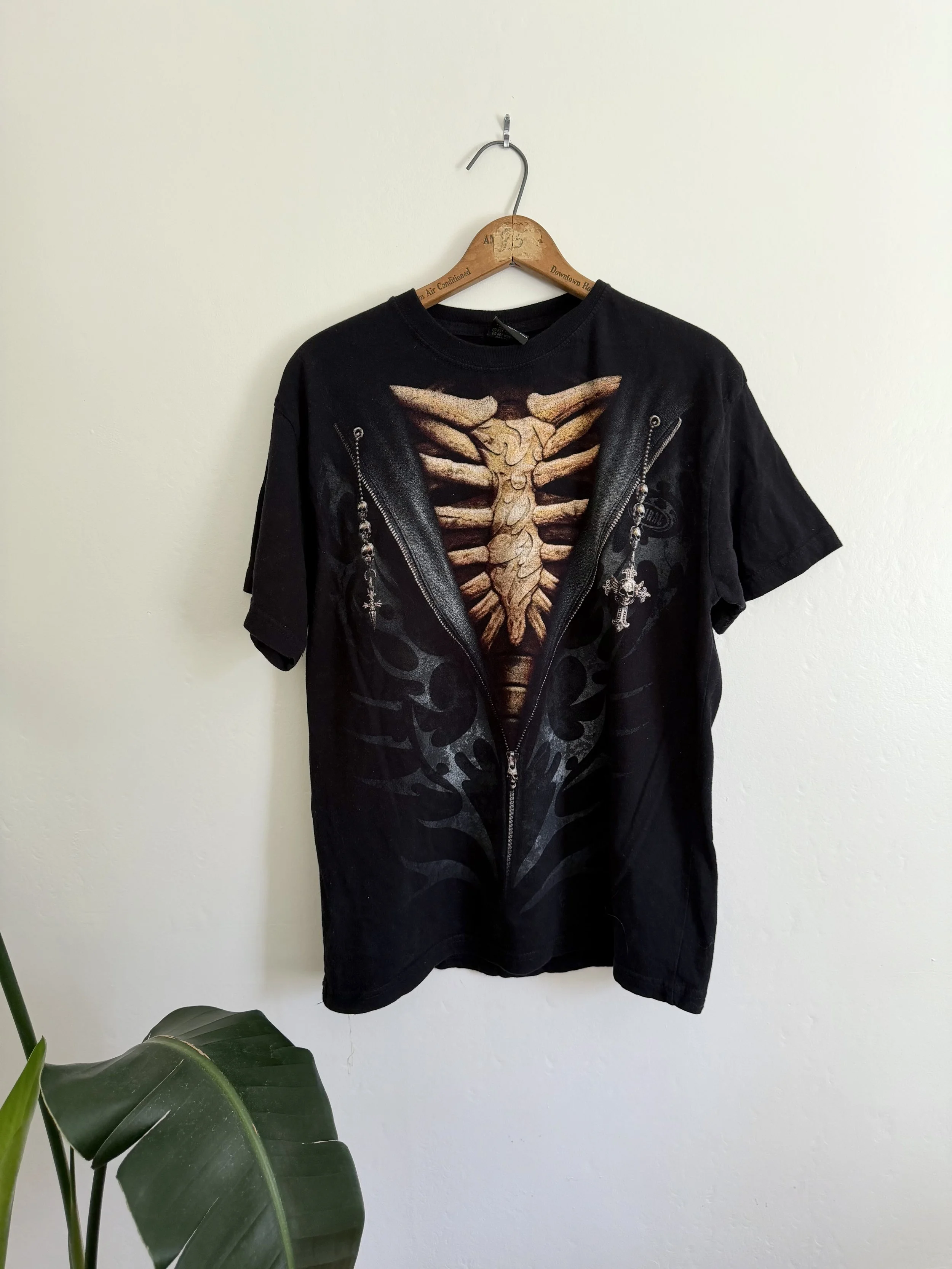 Skeleton Spine Tee