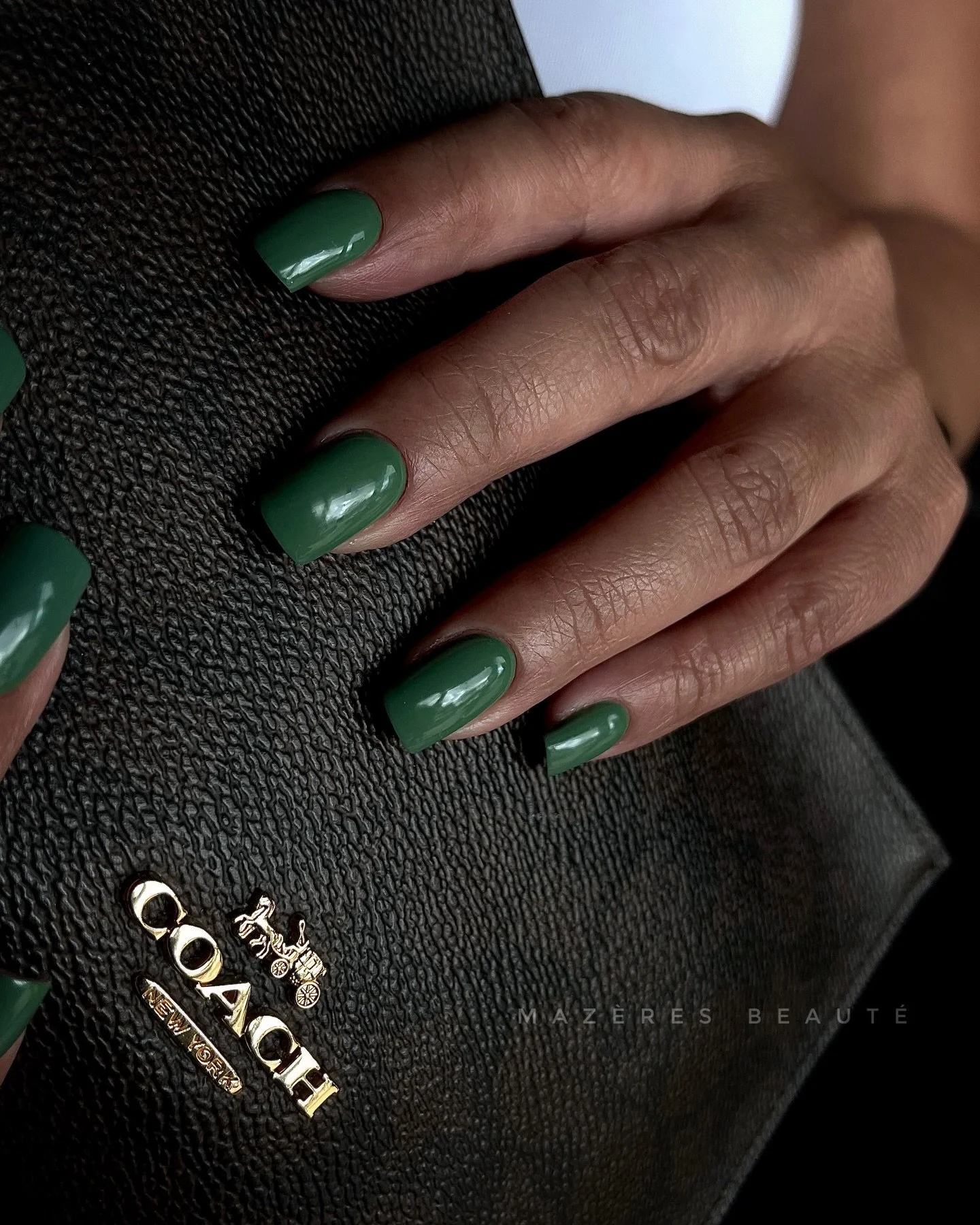 Precision, shine, and healthy nail care done the Maz&egrave;res way. At Maz&egrave;res Beaut&eacute;, every set is crafted with intention because beauty is a ritual, not a rush.

&bull;
&bull;
&bull;
#russianmanicure #russianmaniatl #atlrussianmani #