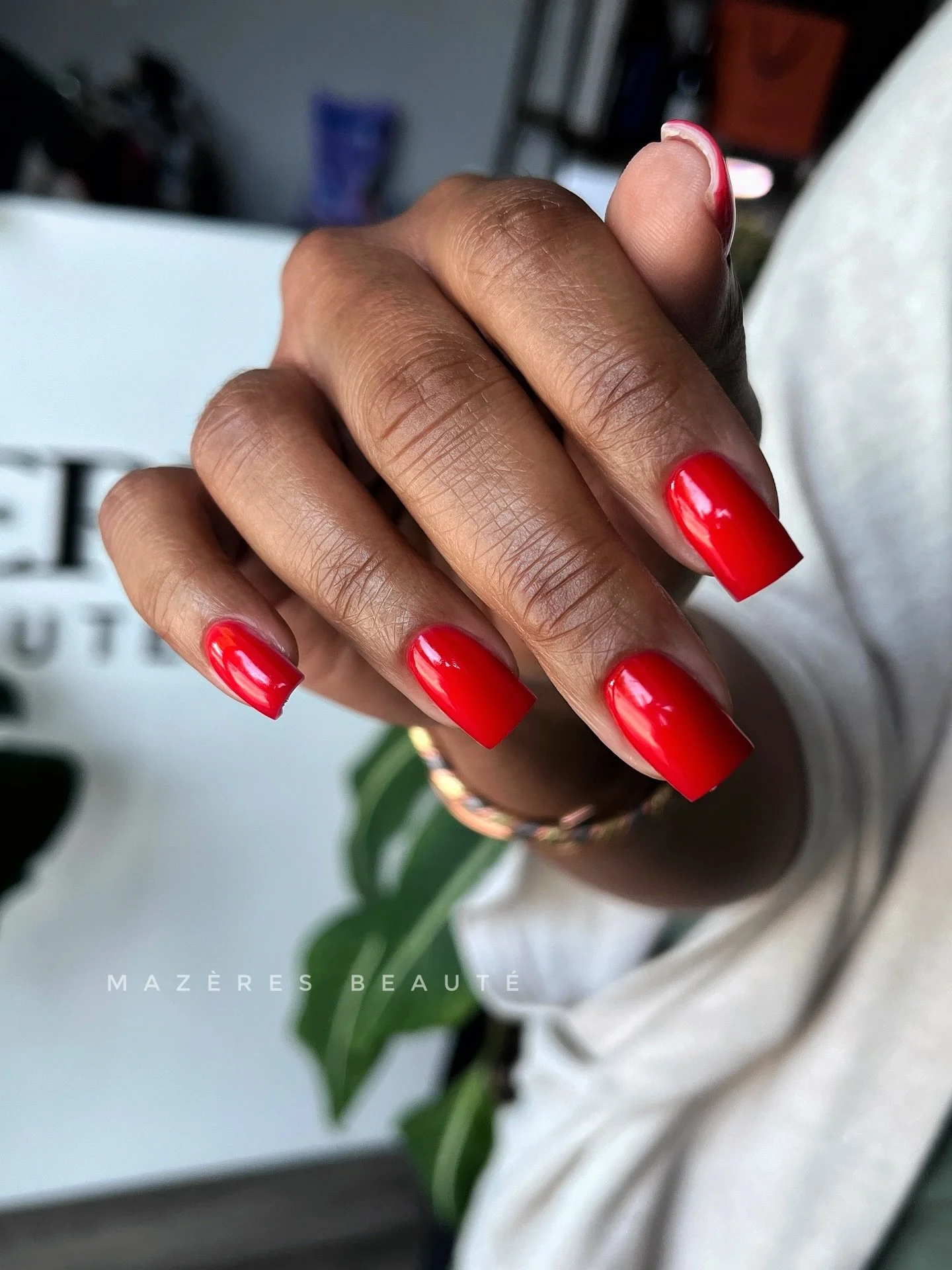 She came in for nails and left with a whole vibe&hellip; Russian manicure giving everything it&rsquo;s supposed to give.

&bull;
&bull;
&bull;
&bull;
&bull;
#russianmanicure #russianmaniatl #atlrussianmani #atlantarussianmanicure #drymanicure