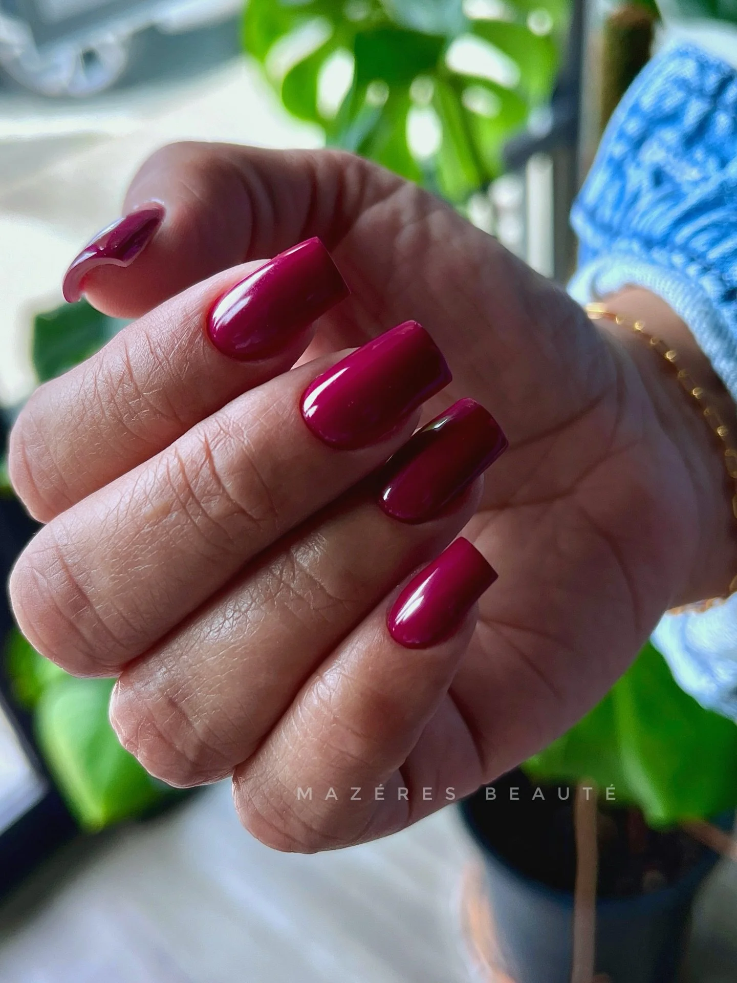 La manucure russe dans sa plus belle version, Une couleur qui parle d&rsquo;elle meme 

&bull;
&bull;
&bull;
&bull;
&bull;
#russianmanicure #russianmaniatl #atlrussianmani #atlantarussianmanicure #drymanicure