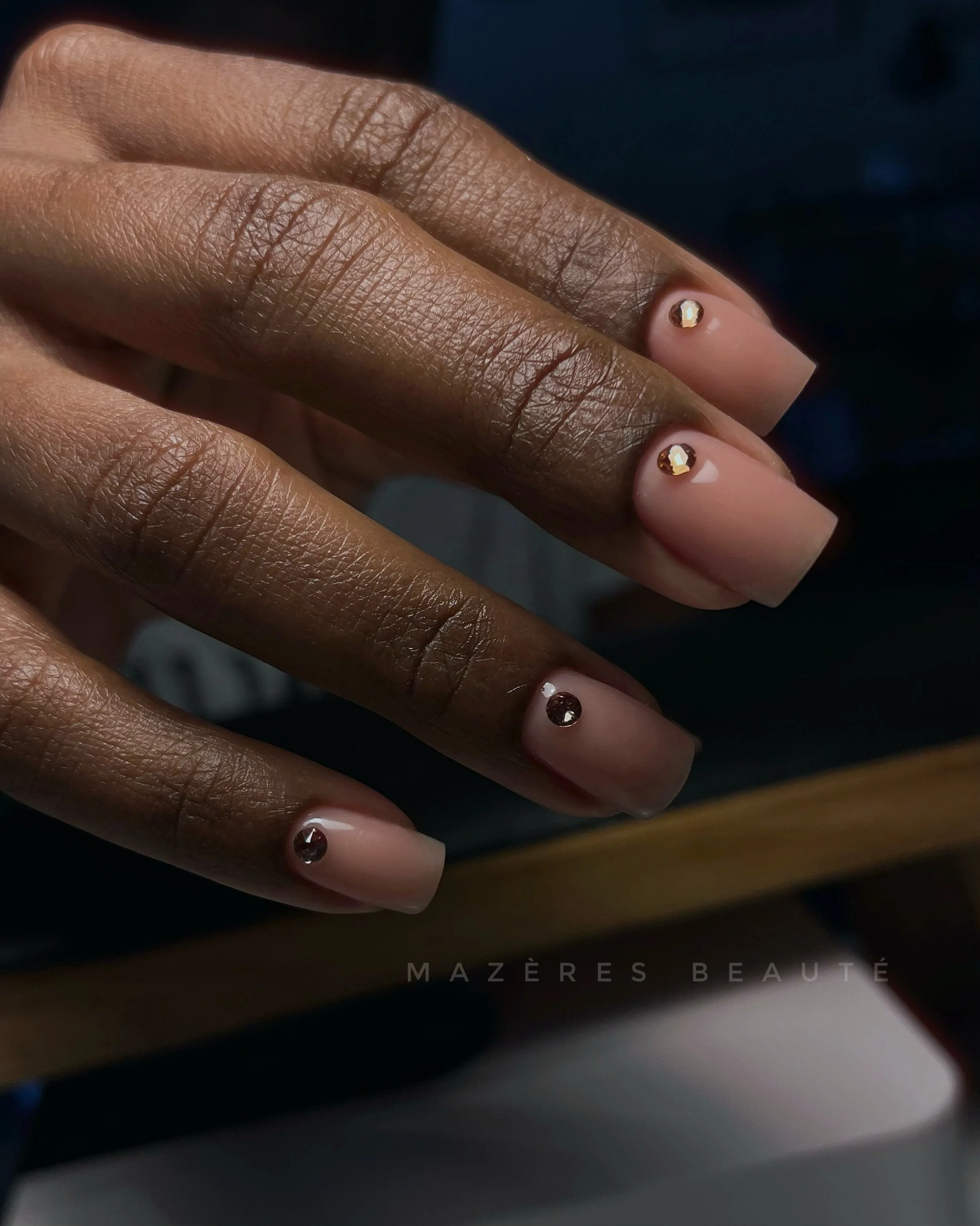 Russian Manicure + authentic Swarovski crystals 

&bull;
&bull;
&bull;
&bull;
&bull;
#russianmanicure #russianmaniatl #atlrussianmani #atlantarussianmanicure #drymanicure