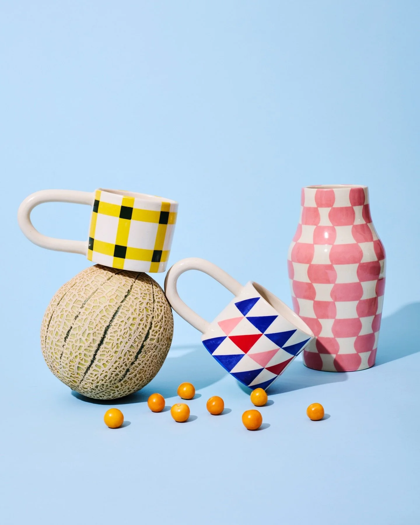 It&rsquo;s all a balancing act 🍈 

📷: @ohhellowlo