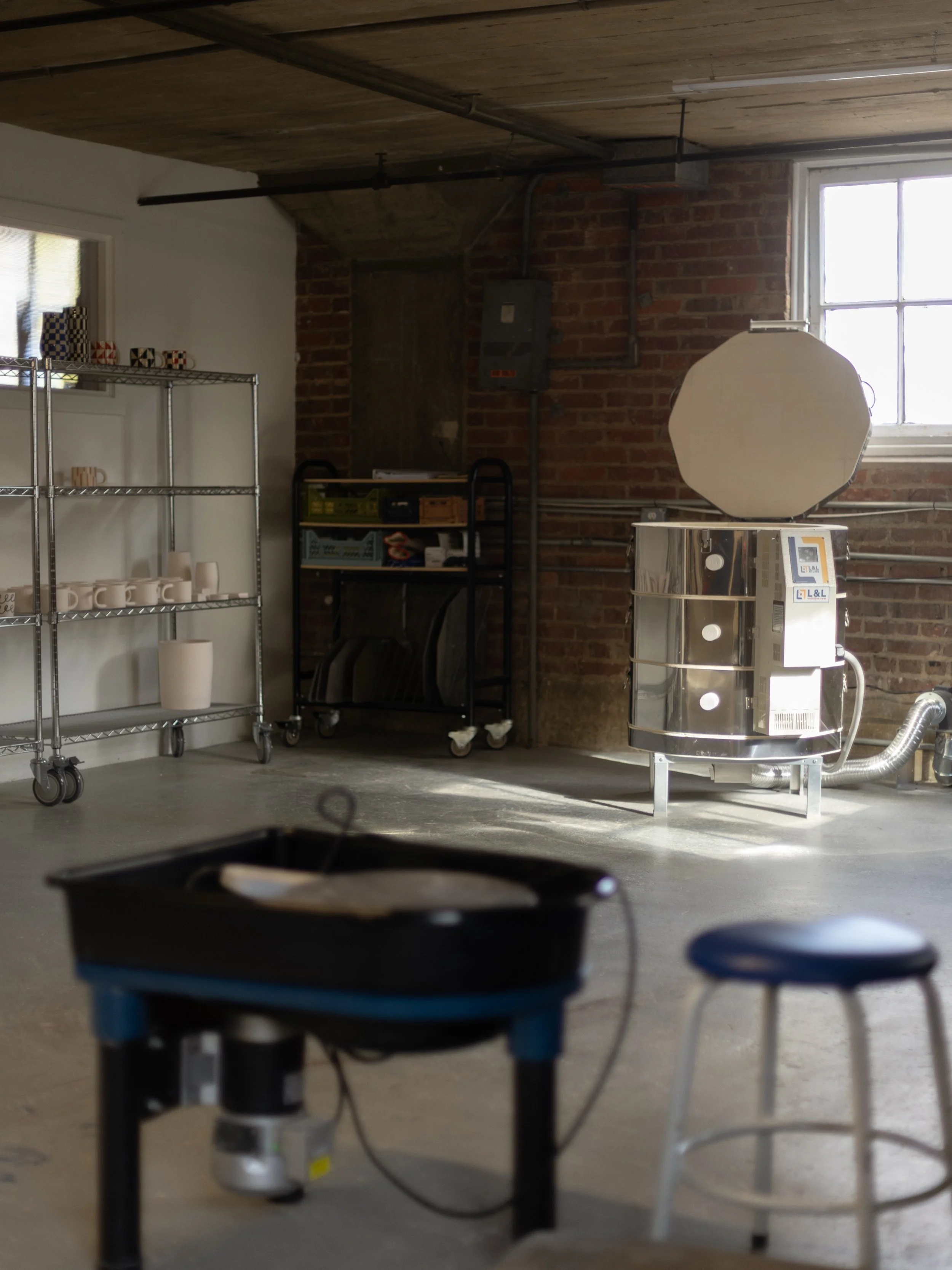 Studio mornings are my favorite&mdash;I get the best light first thing, and I&rsquo;m always grateful that I cleaned up my mess from the day before. @thevillagepotters trained me well in keeping a clean space. Remember that if you must sweep, use swe