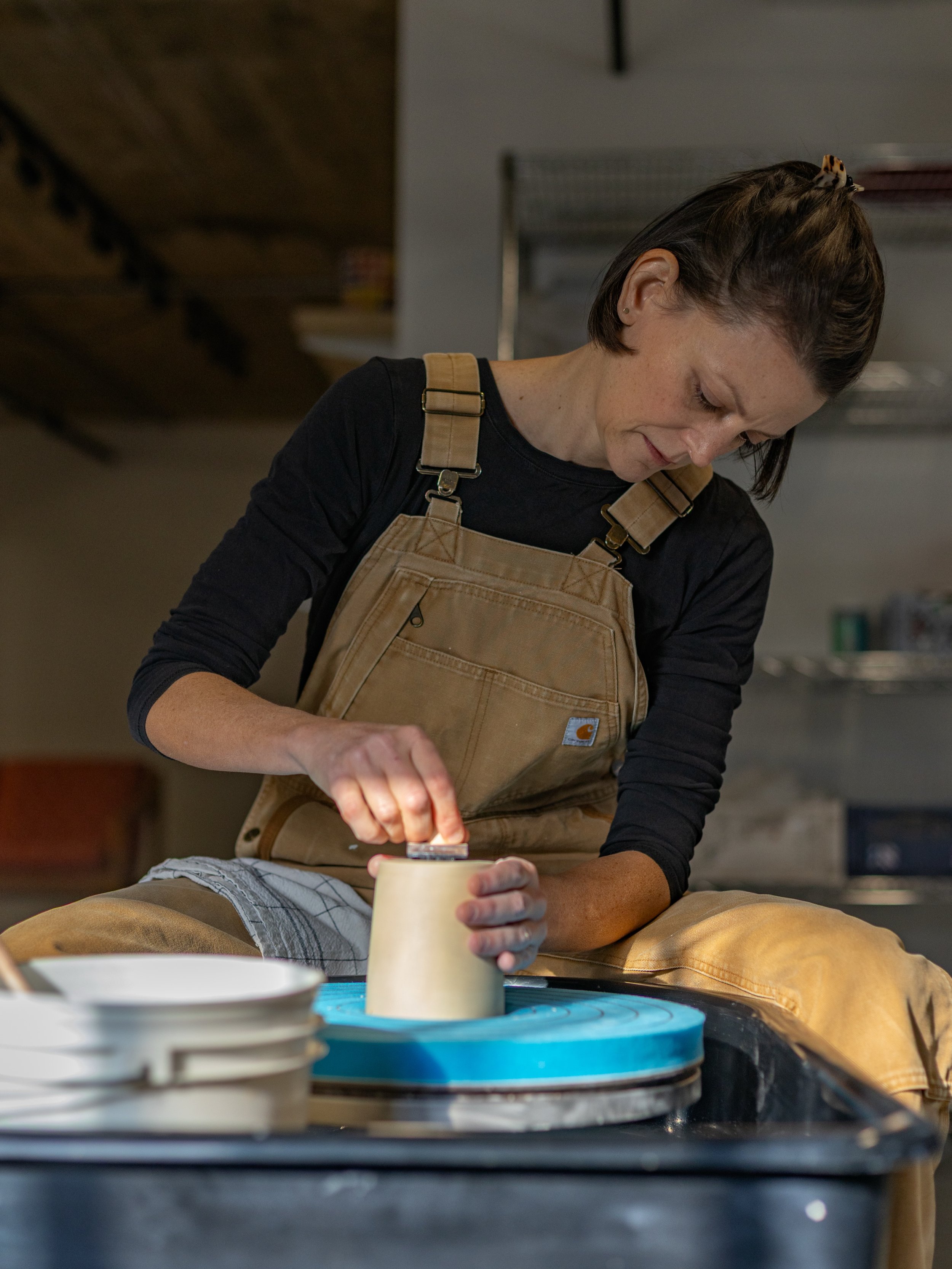 Two weeks out from @pottersmarketatthemint ✨

This annual market is held on Saturday 9/26 from 10-4 on the lawn of @themintmuseum Randolph in Charlotte, NC and features 55 North Carolina ceramic artists, pop up experiences, and a guest lecture by @vi