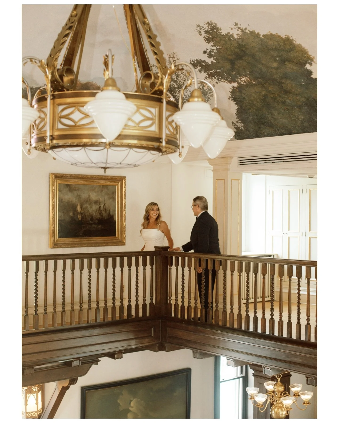 A last hoorah here for the beauty and grace that was J + M&rsquo;s wedding. I love the nyc vibes of the interior of their venue @stonehavenweddings 👑