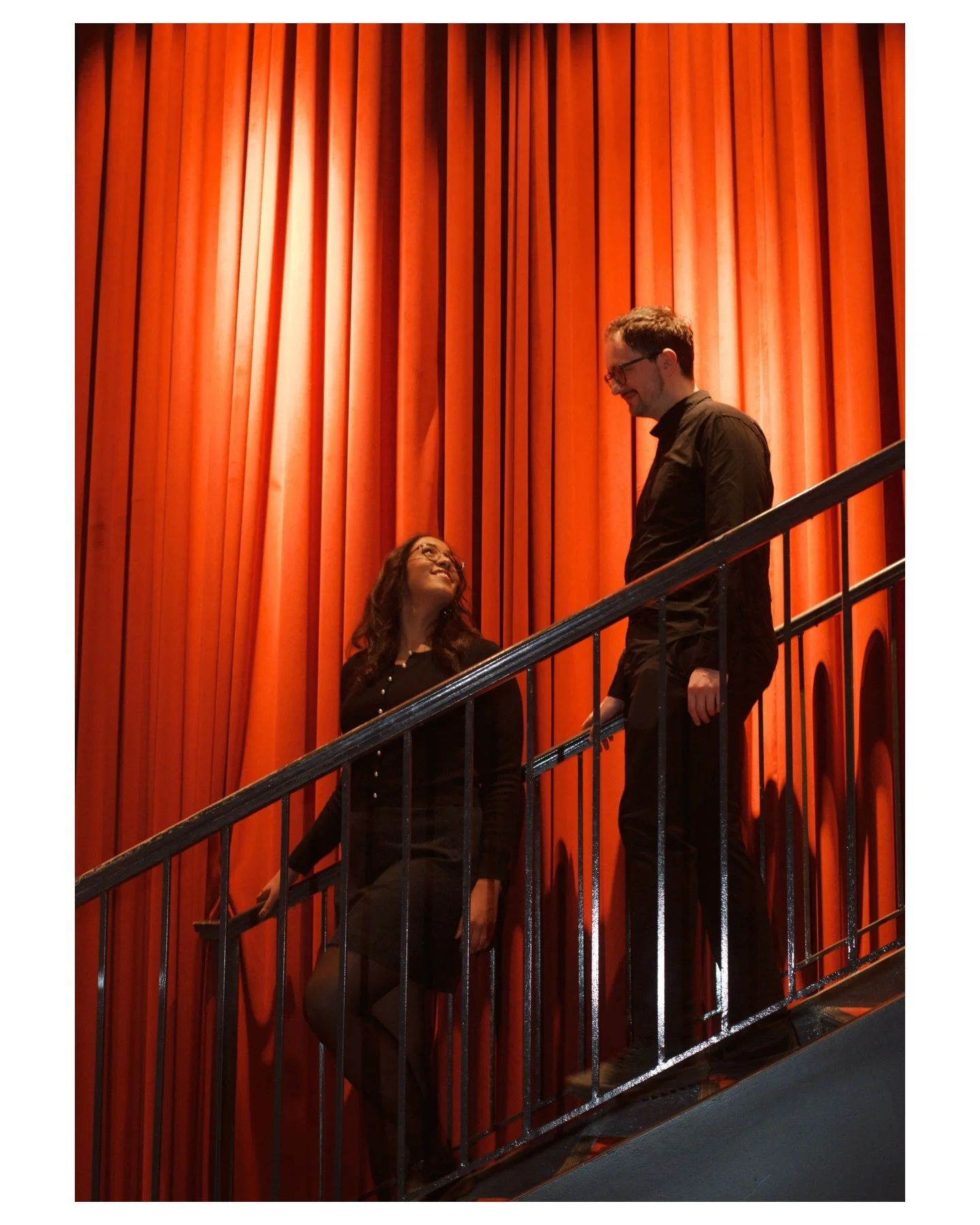 Jennifer and Stephen&rsquo;s first date was at this Montreal cinema, so it was fitting that we started their engagement photography session there. 🎬 I had such a wonderful time making art with these two!