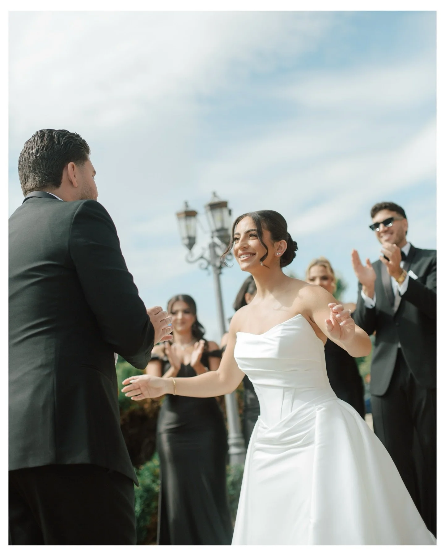 Quiet moments scattered through a loud celebration | 

Second photographed for @timelesstreeweddings