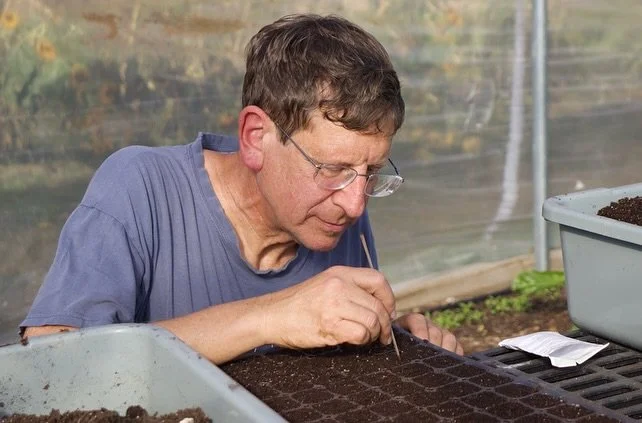 VOLUNTEER SPOTLIGHT: Meet Adam Soufleris ! Adam met our farm manager Damon Bartos at a @foodasaverb event earlier in the year. Adam worked as an infectious disease specialist at park ridge before he retired to part time working for two clinics in the