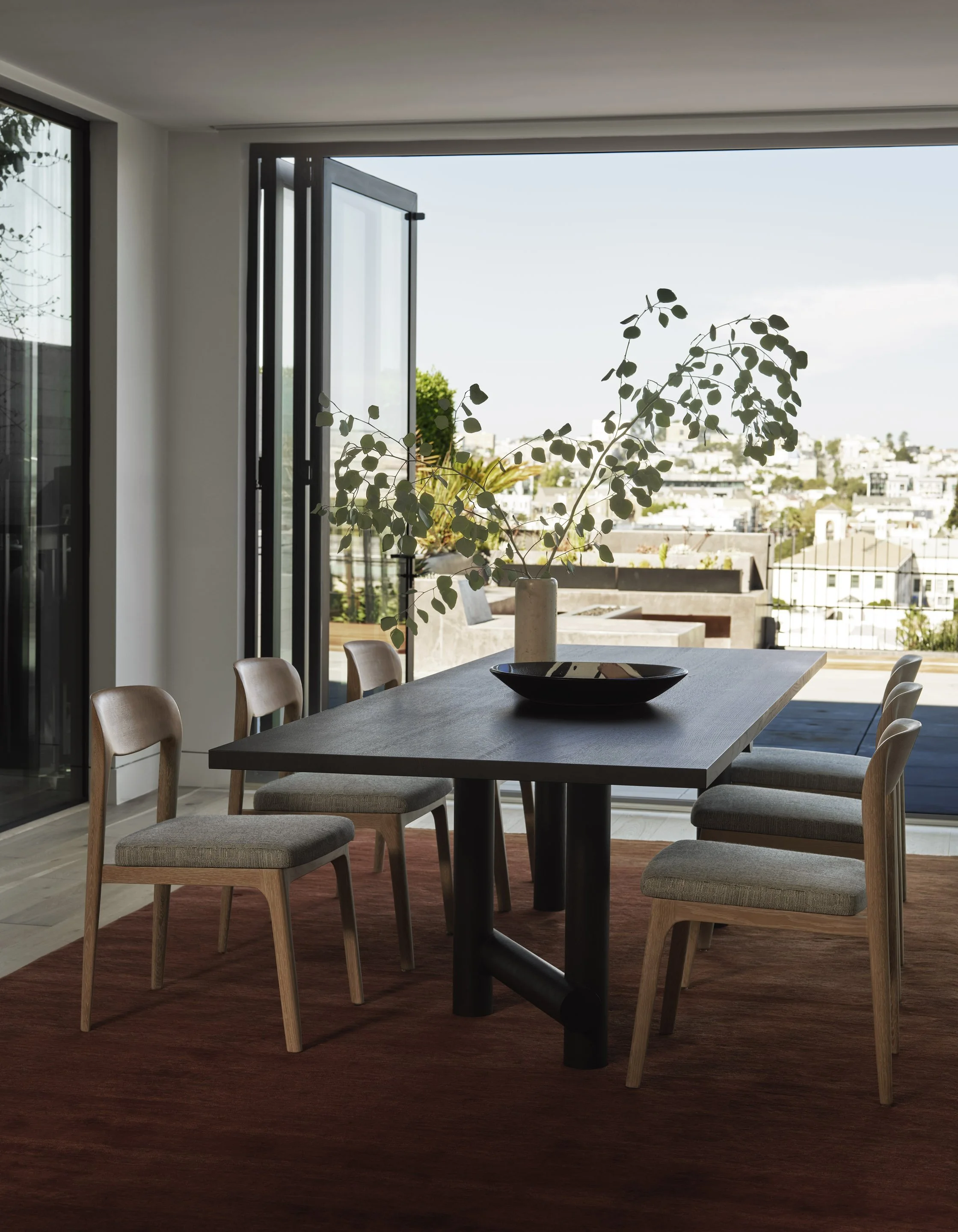 08 DP Dining Room Hero.jpg