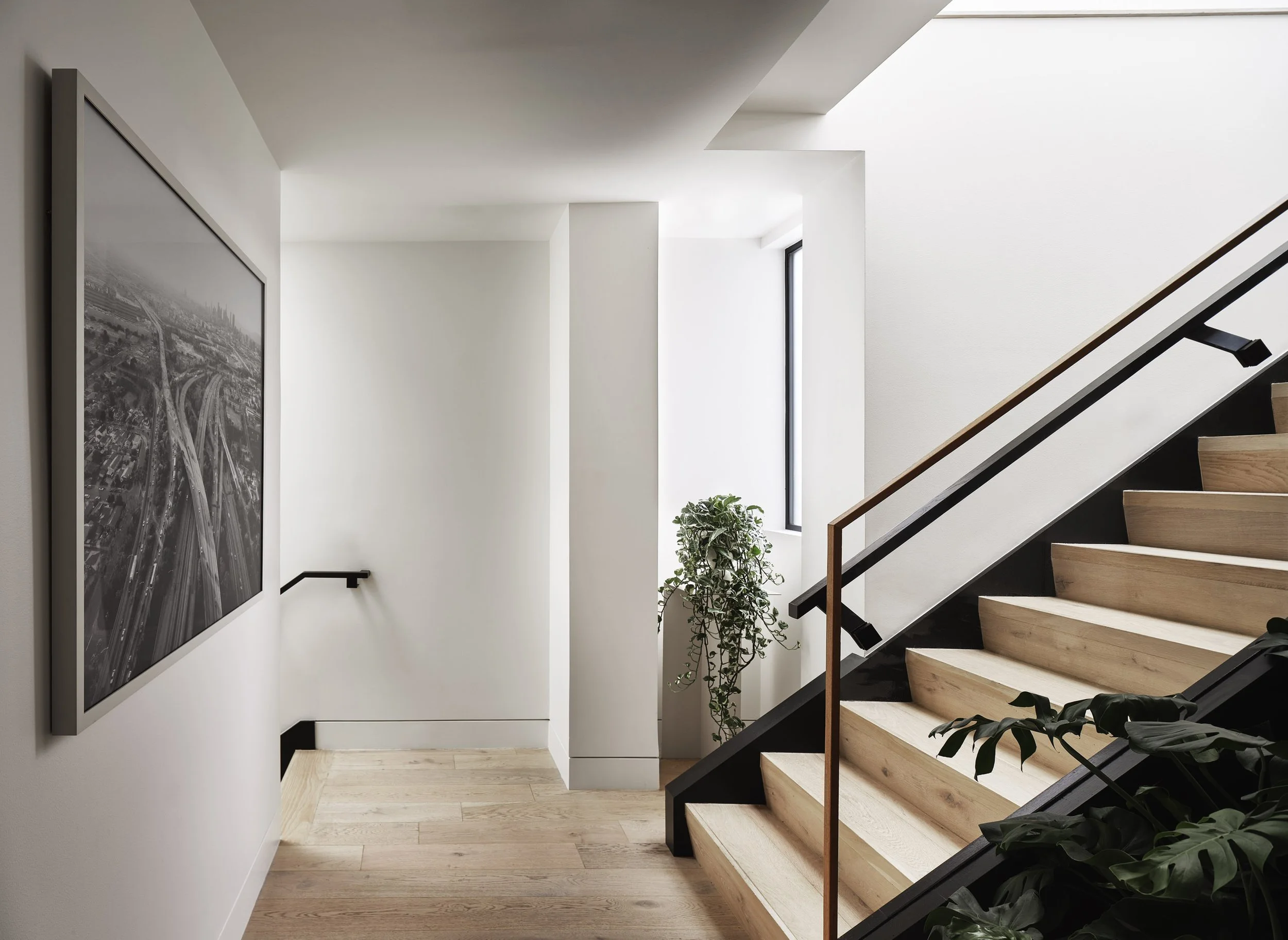 14 DP Art Hallway Landing.jpg