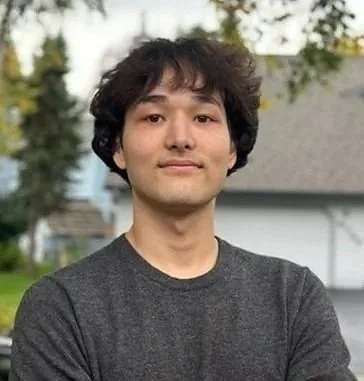 Alex’s technique focuses on whole-body care, providing relaxation of the muscle tissues through stretching and movement. Alex specializes in Swedish and deep tissue massage, using his knowledge as a certified EMT-1 to help solve problems in the body 