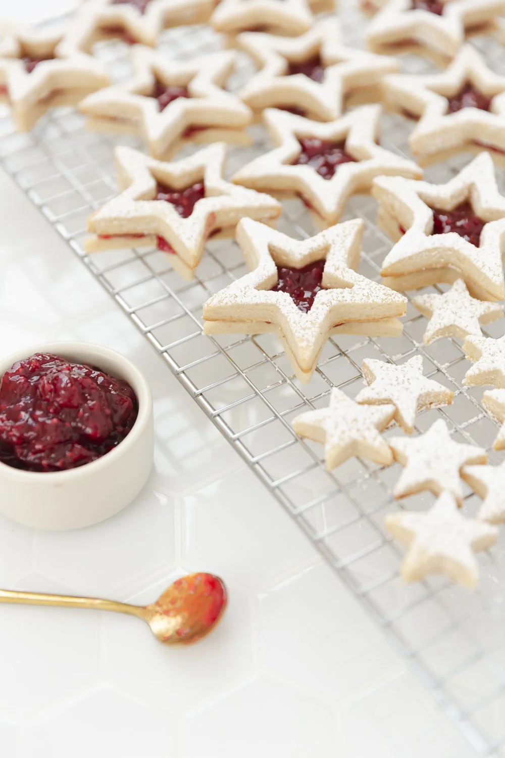 Easy Raspberry Stars Raspberry Star Cookies — The Mod Daisy