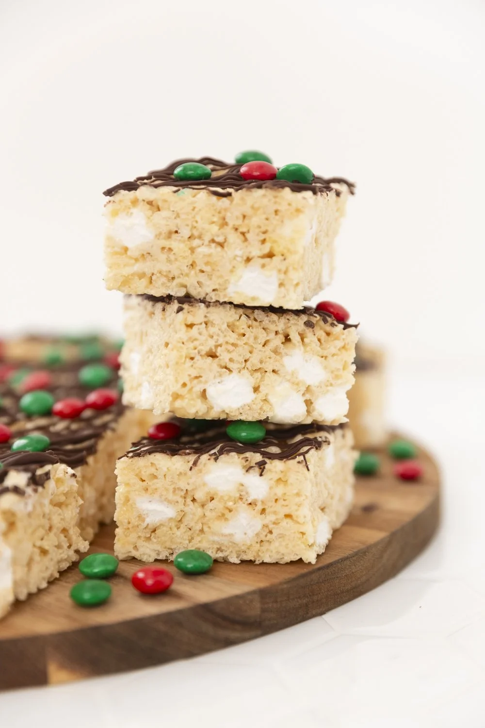Christmas Decorated Rice Crispy Treats — The Mod Daisy