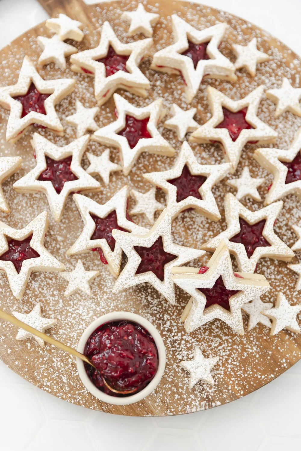 Easy Raspberry Stars Raspberry Star Cookies — The Mod Daisy