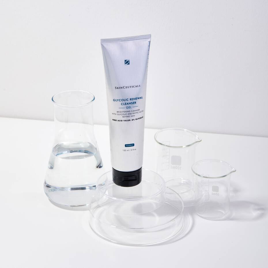 GLYCOLIC RENEWAL FOAMING FACIAL CLEANSER2.jpeg
