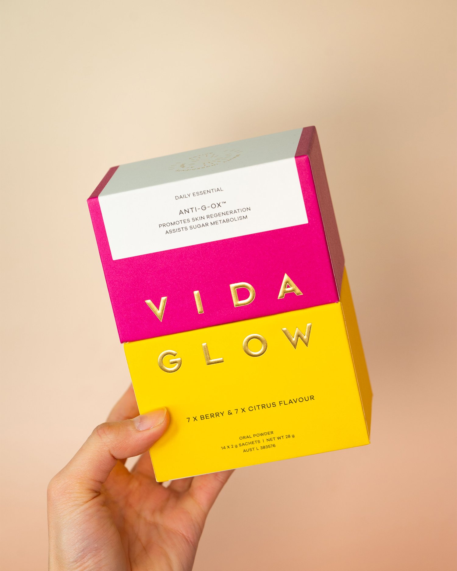 4_VidaGlow_StarterPacks-AGO-Berry+Citrus-AU_Lifestyle-Webres.jpg