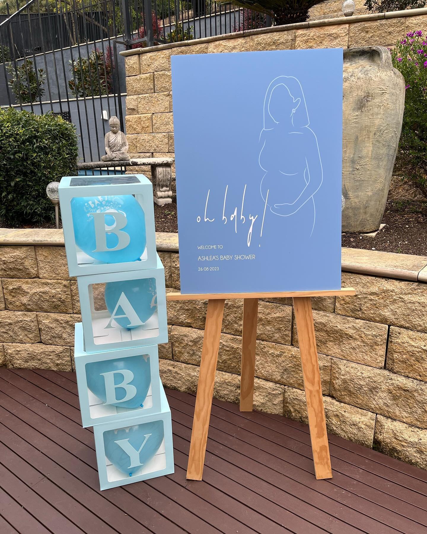 Oh baby! What a fun little project to work on! 🥰

Ashlea was after a minimal welcome sign for her baby shower, including soft shades of blue, a simple illustration with only the essential information included as text 🧸

She provided me with a photo