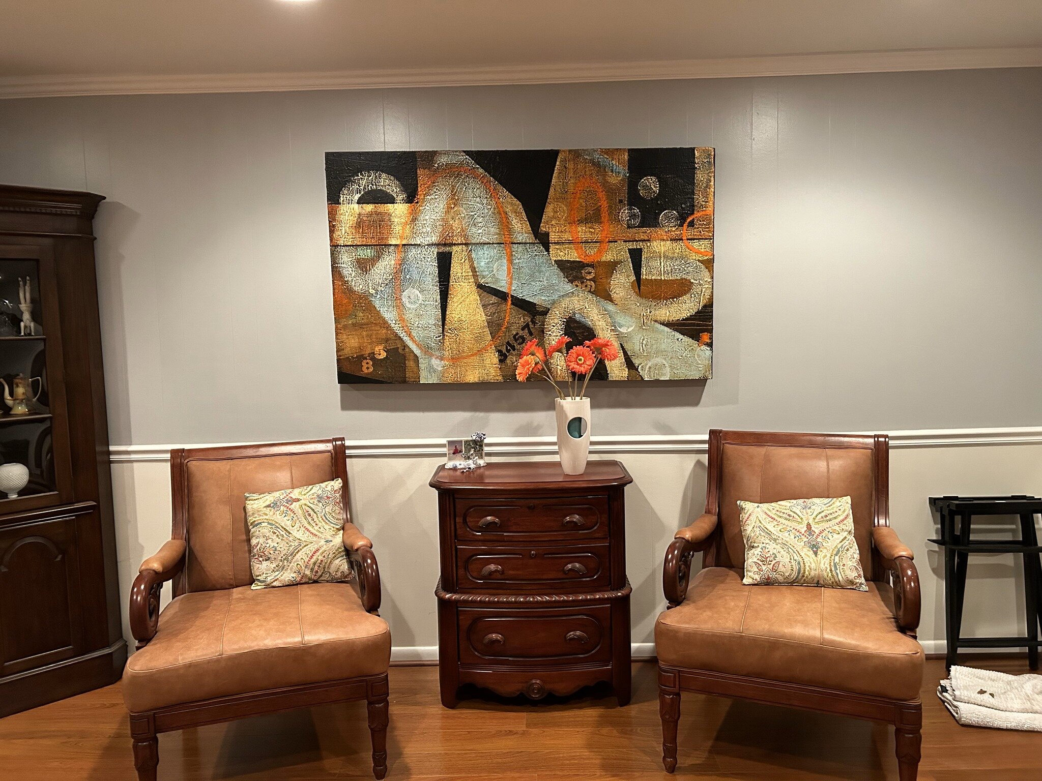 Part I: Some of Renee's favorite pieces look fabulous in this beautiful home in Pensacola!

If you have photos of Renee's pieces hanging in your home, please post or tag Renee in your photos - we'd love to see them!