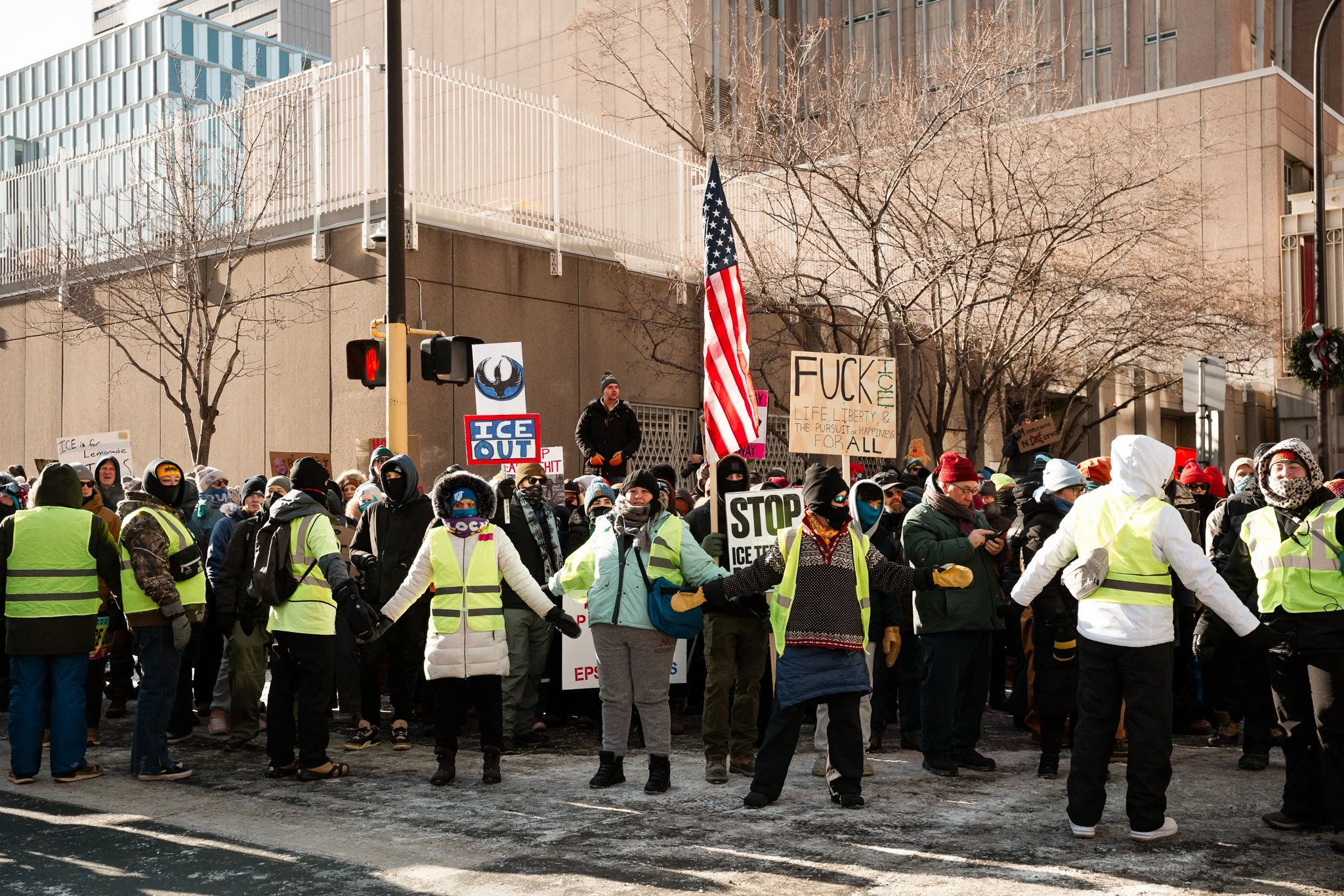 Minneapolis_ICE_out_2026-01-23_-03.jpg