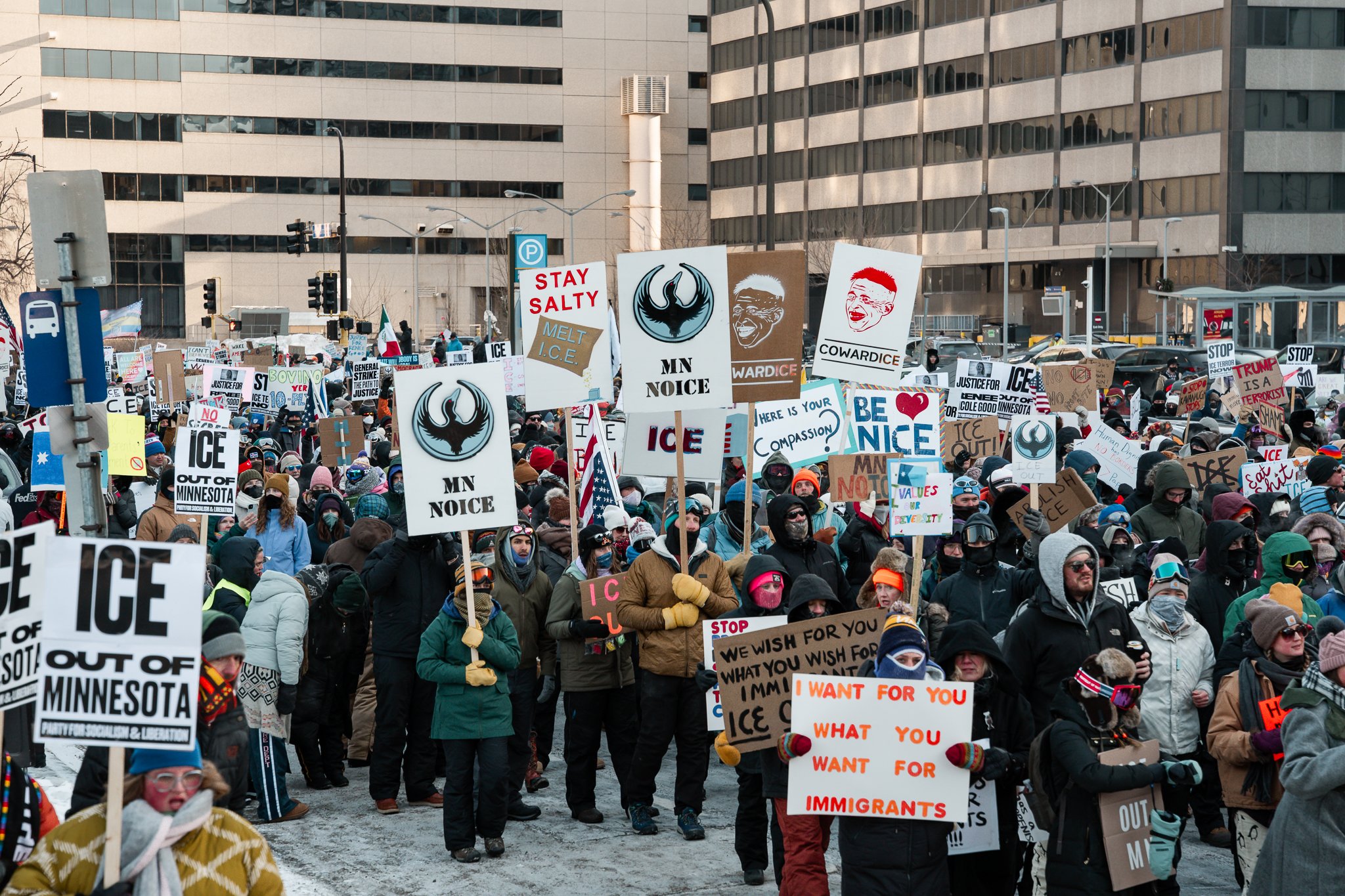Minneapolis_ICE_out_2026-01-23_-10.jpg