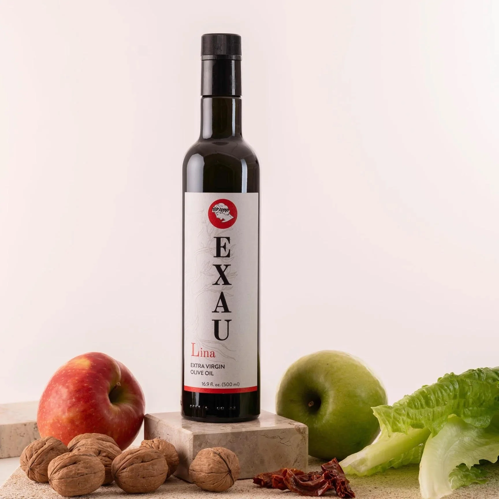 EXAU Lina is made with Tonda and Carolea olives