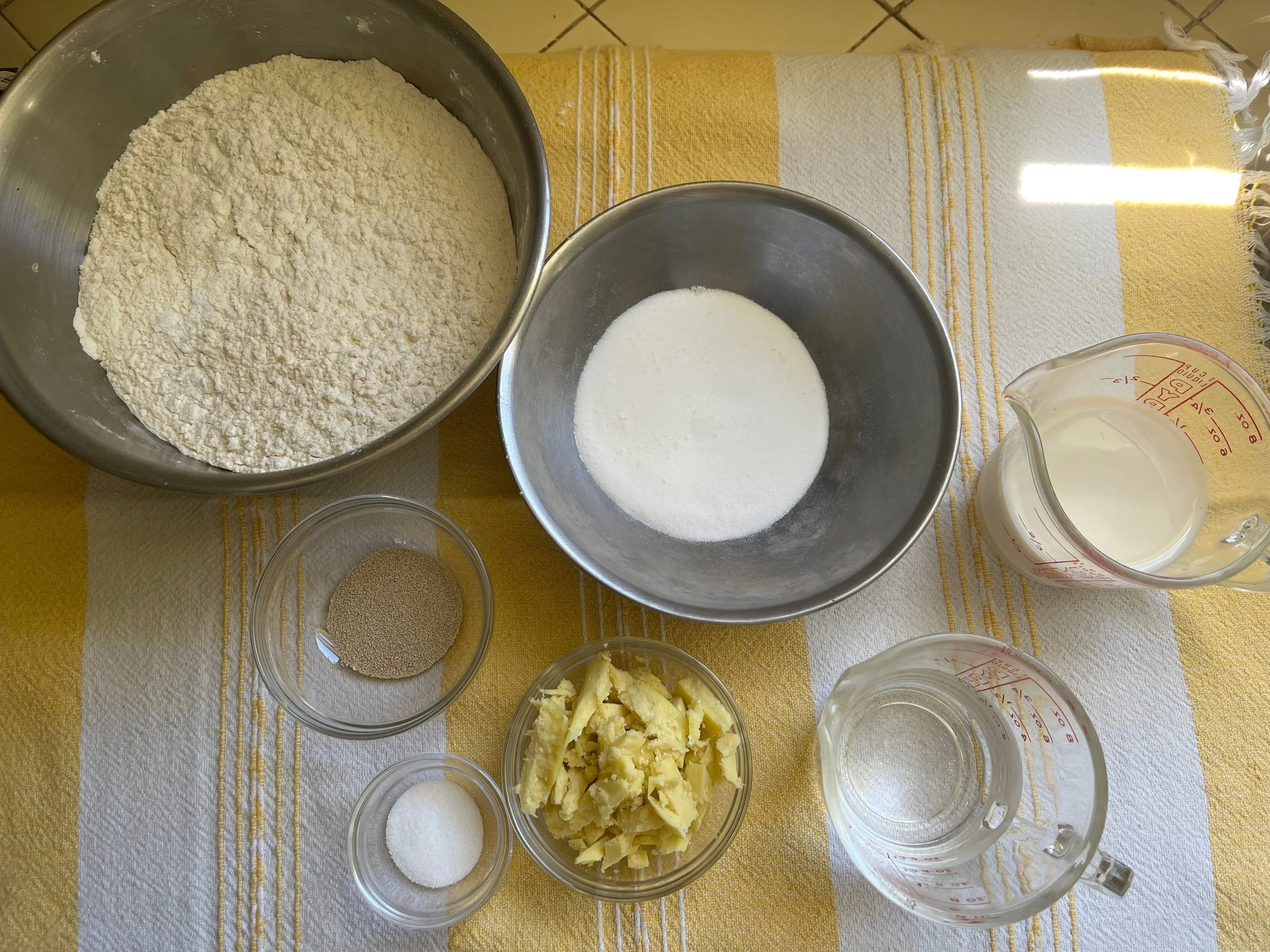 Olive Oil Croissant ingredients