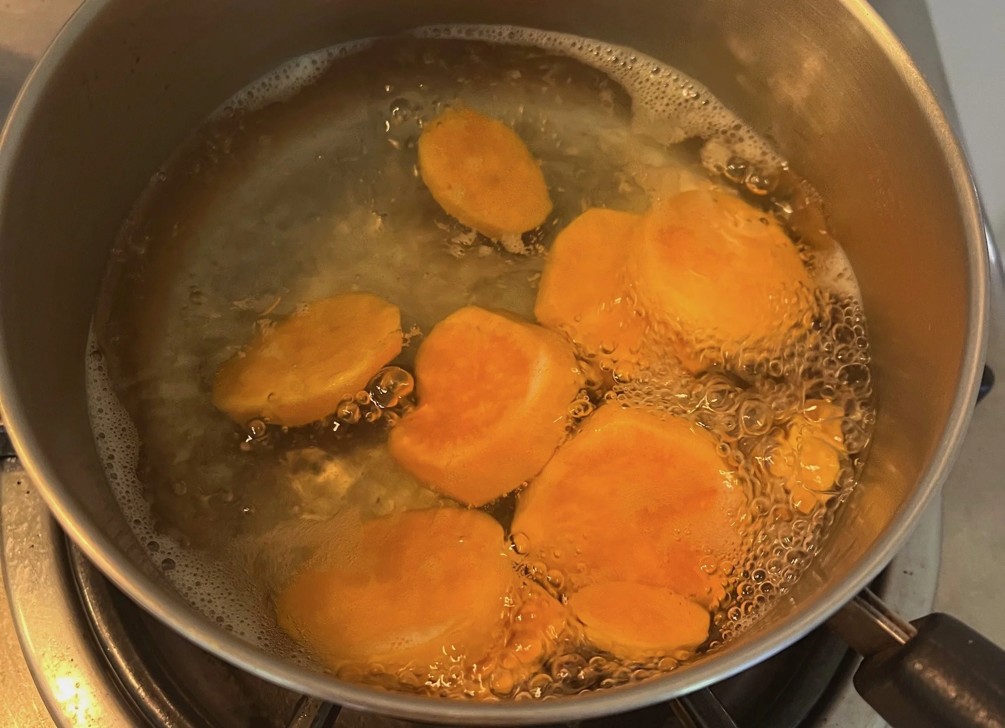 Making sweet potato glaze