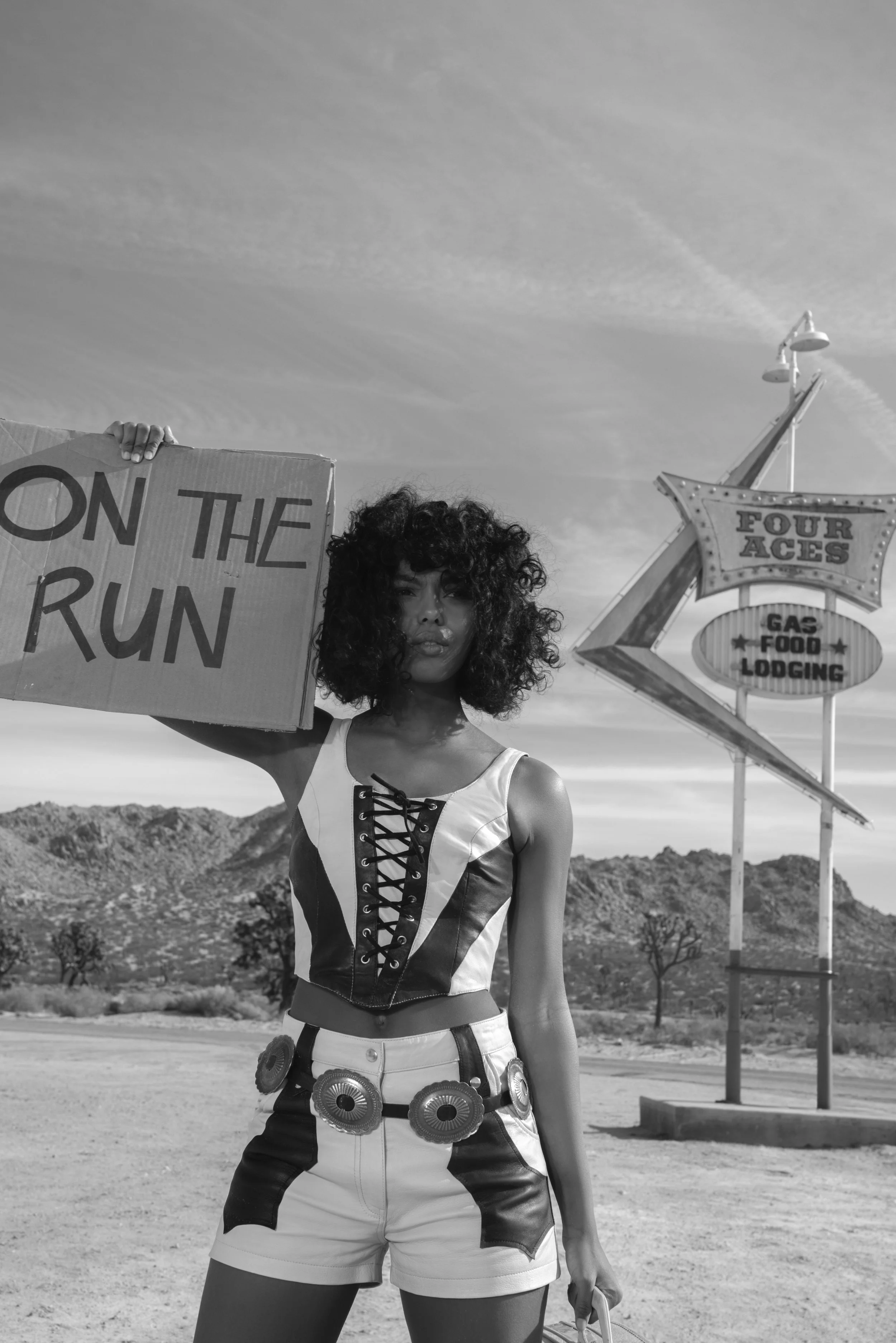 20230216_WW-OnTheRun-299_BW.jpg