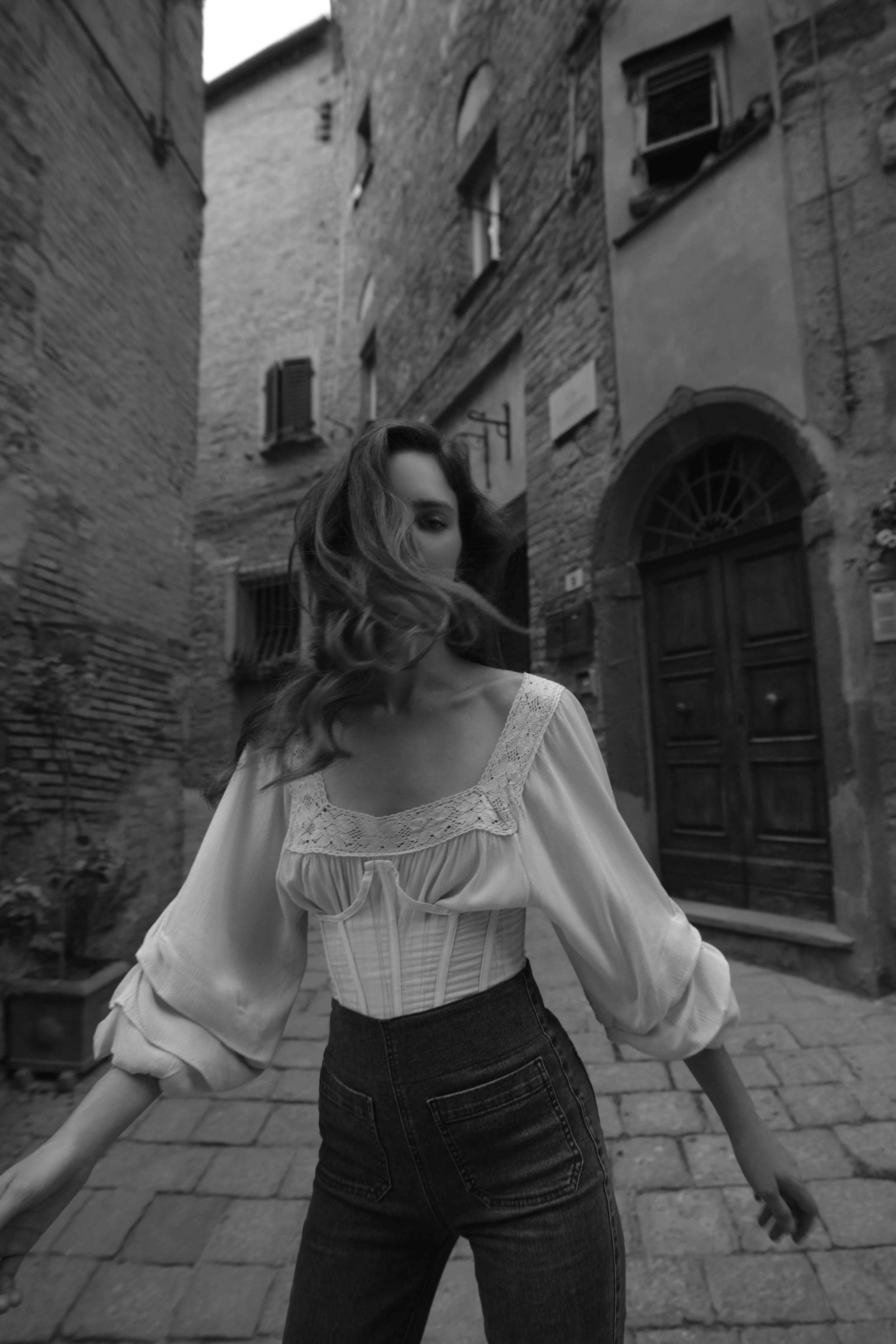 20210809_WonderWest_Italy_10929-BW.jpg