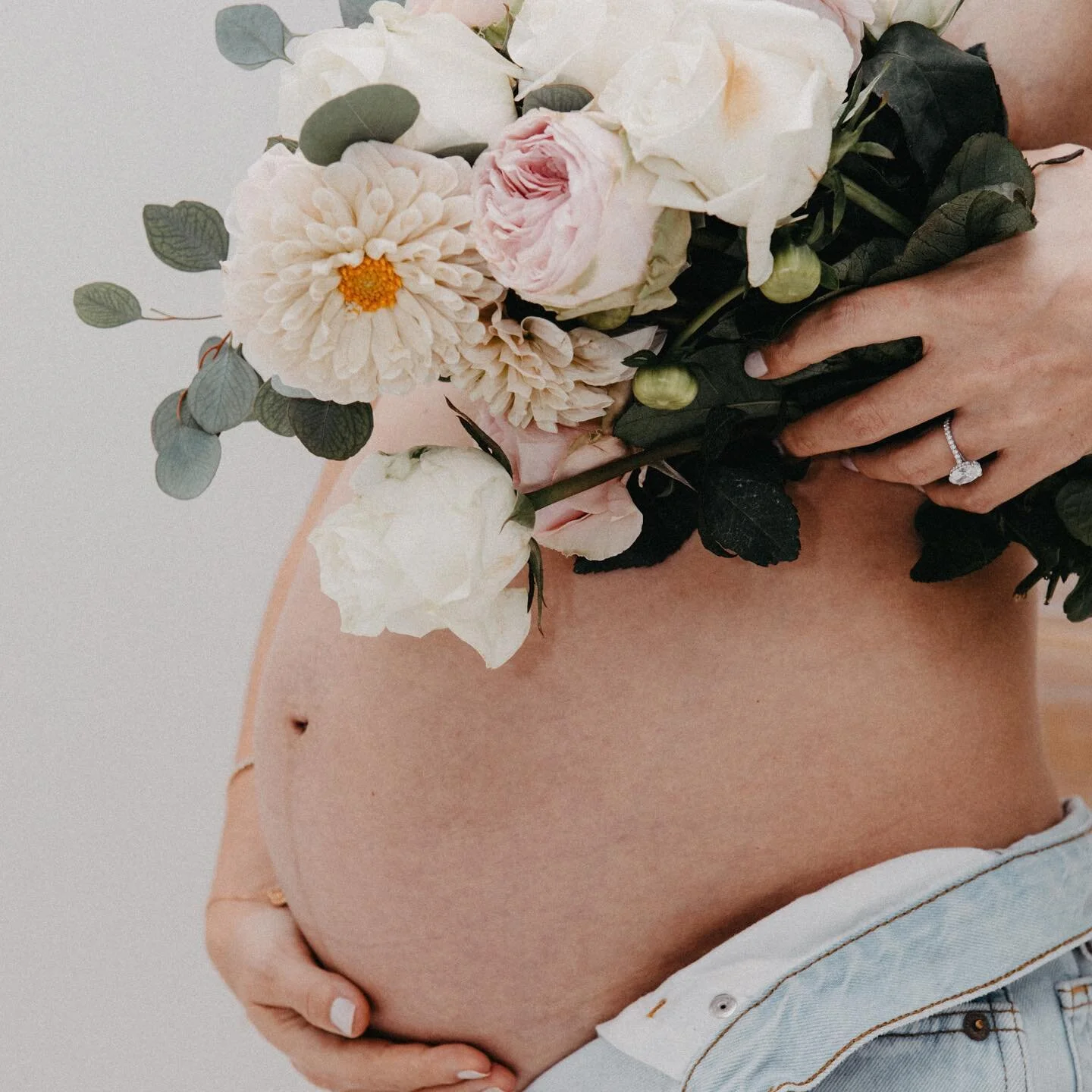 Happy Mother&rsquo;s Day to all the incredible mommies out there 💐🌸🤍