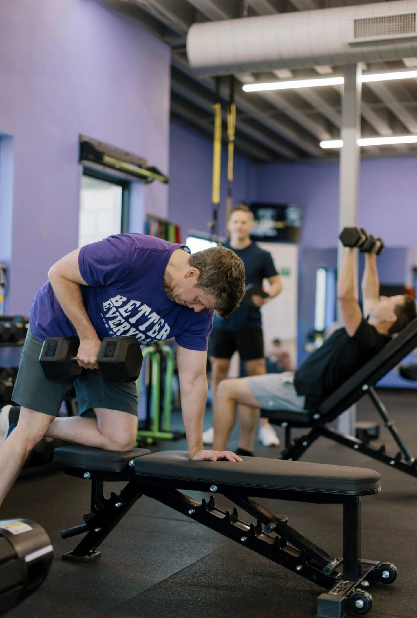 Ever left a group fitness class feeling more confused than when you walked in? 👇

That's not a you problem. That's a format problem.

Most group classes are built for the room ...not for you. One instructor managing 20 people can't watch your form, 