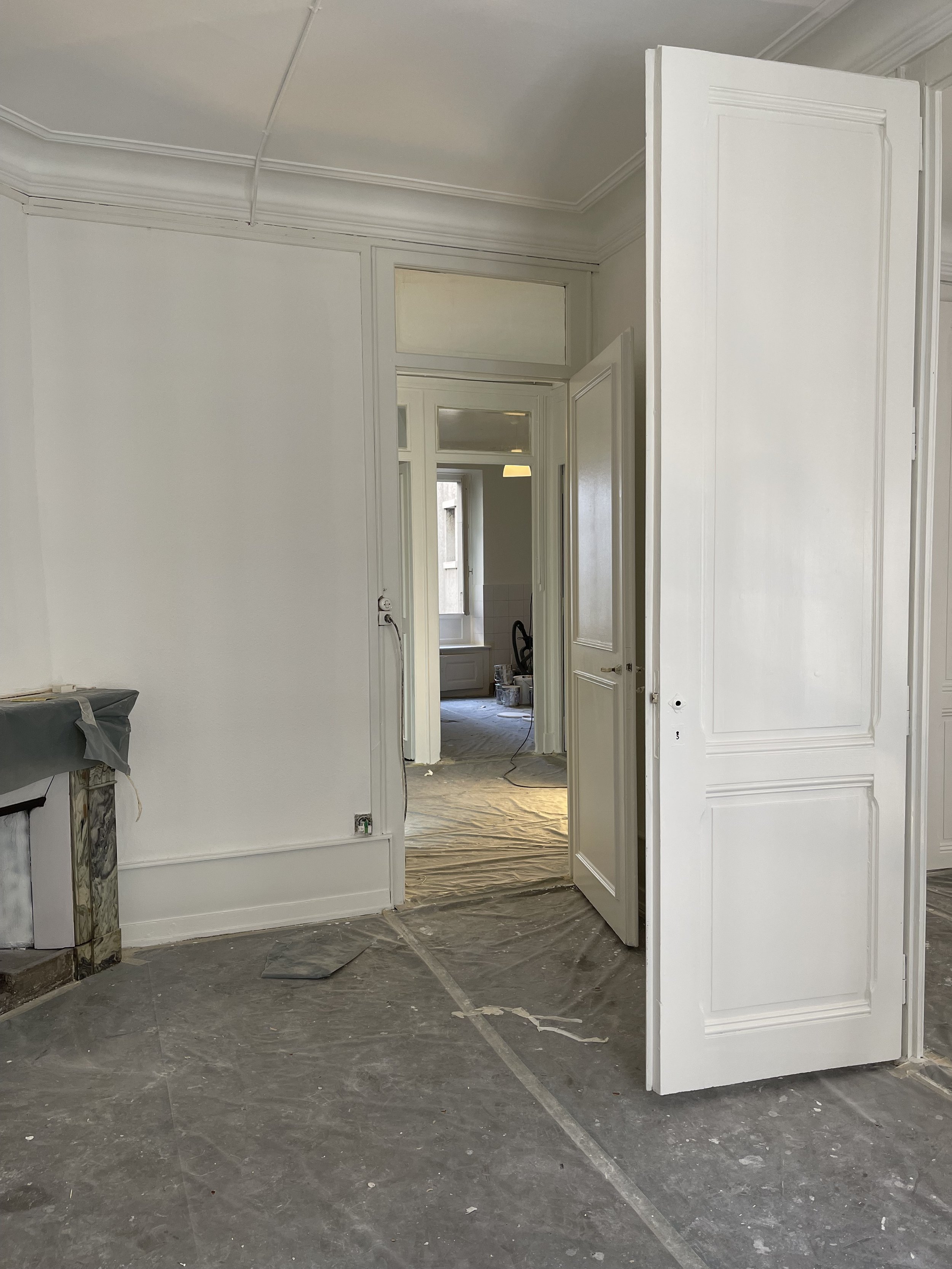 RÉNOVATION COMPLÈTE D’UN APPARTEMENT DE 5,5 PIÈCES