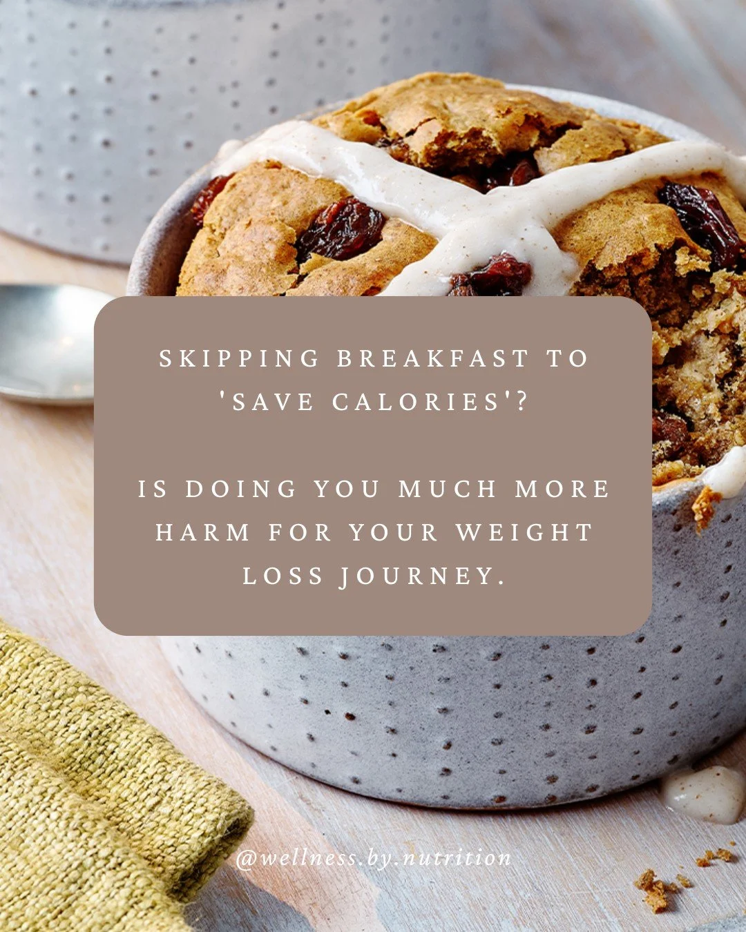 One of the most common things I see, women under-eating in the morning, crashing by afternoon, then overeating at night and blaming themselves for having no discipline.

It's blood sugar issue not completely out of your control! 

Swipe to understand