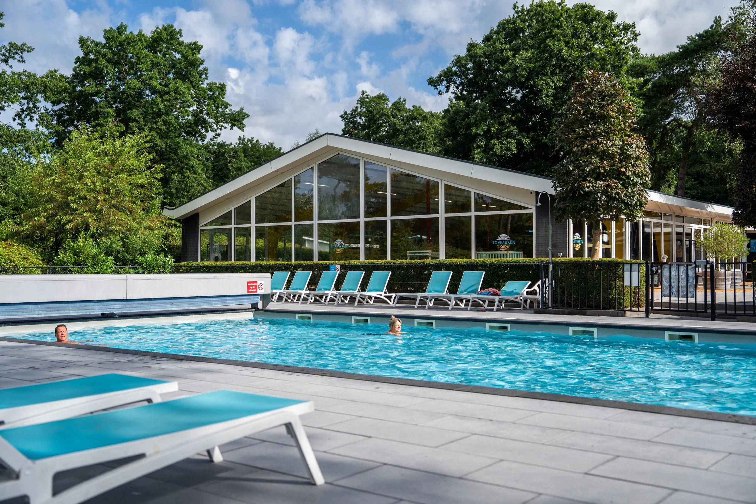 TP - GEL - Zwembad-06.jpg
