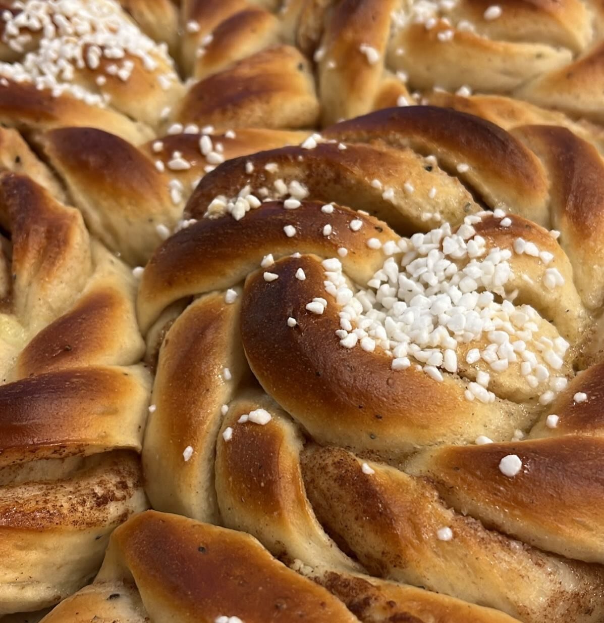 Imorgon p&aring; trettondagen har vi &ouml;ppet som vanligt. Varmt v&auml;lkomna ❄️