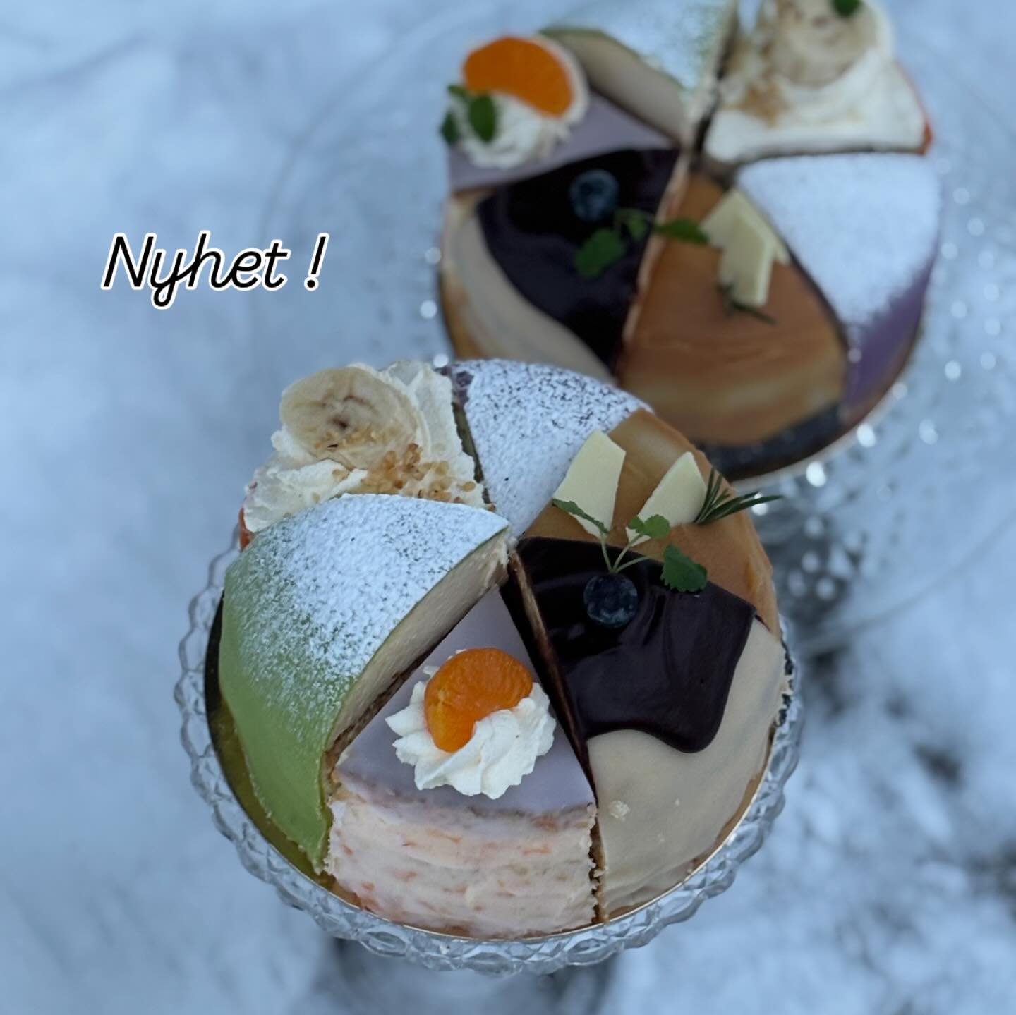 Ni &auml;r varmt v&auml;lkomna att ringa och boka er t&aring;rta🌟 0730972502 Passa p&aring; att f&aring; en smakbit av hela v&aring;rt sortiment! @fjallkonditoriet #bergskommun #bergsliv #t&aring;rta #bydalsfj&auml;llen