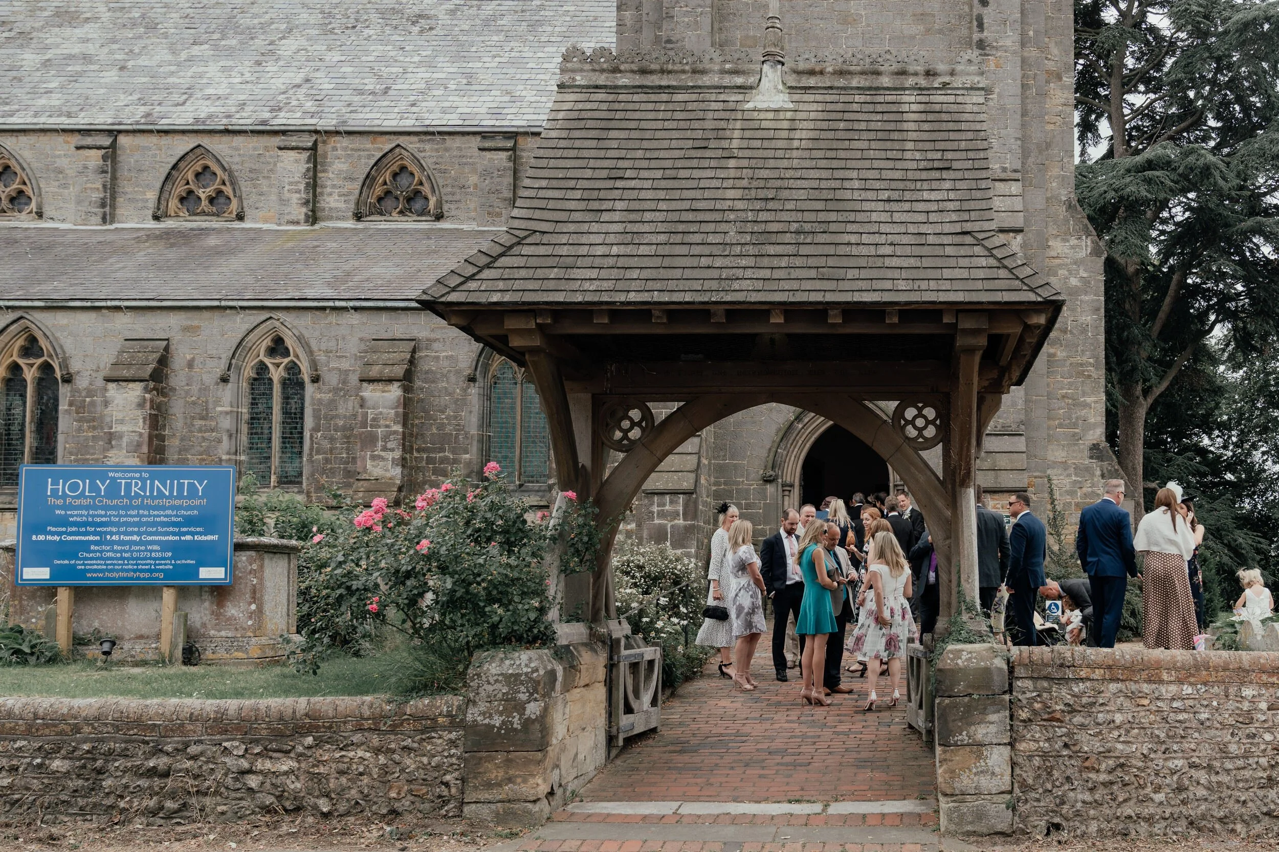 DIY SUMMER GARDEN WEDDING-30.jpg