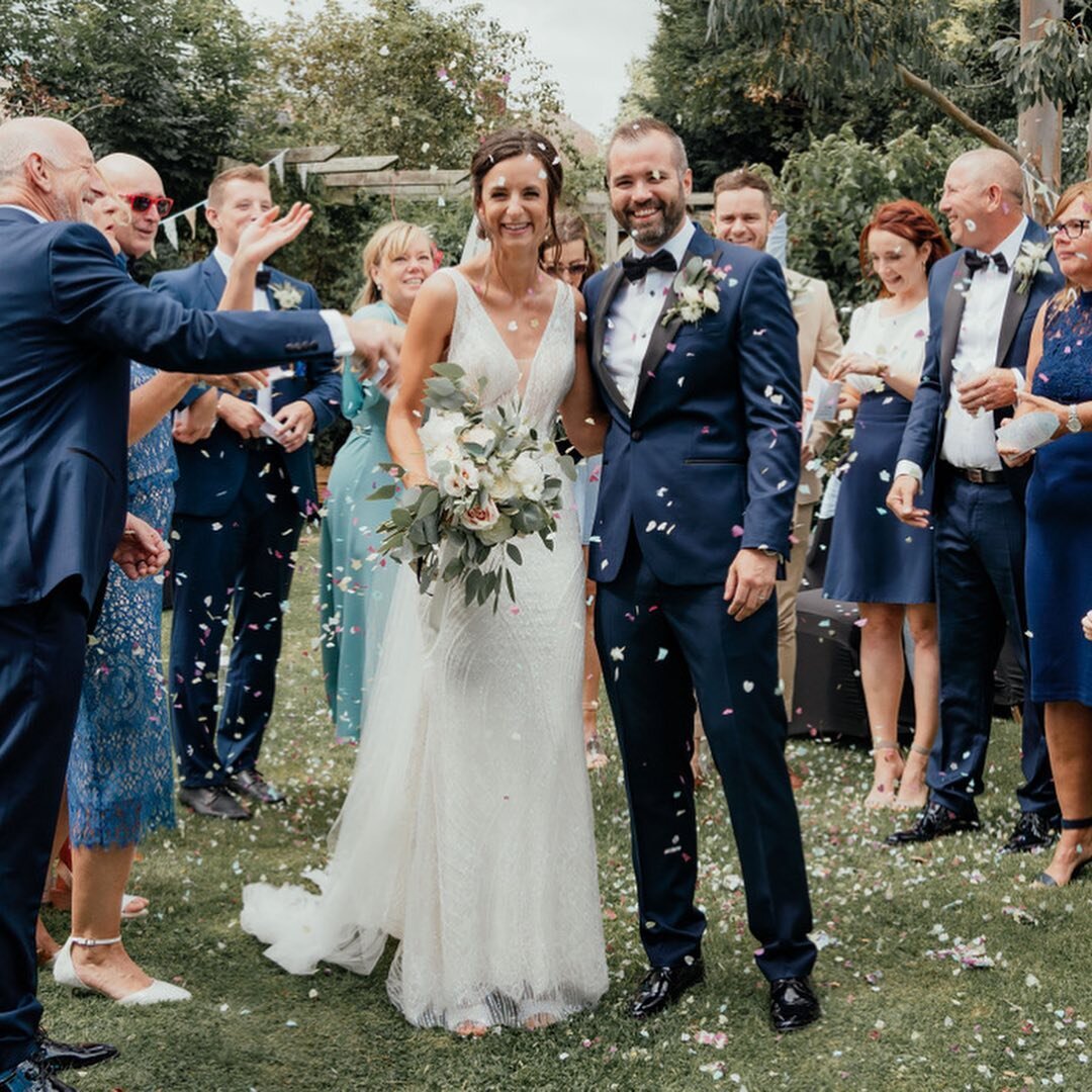 // BECKY &amp;  LEE //⁣
⁣
One of my few 2020 couples who actually got to say &lsquo;I Do&rsquo; last year amidst all the craziness. Forever one of the most touching days I&rsquo;ve been lucky enough to be a part of. 💕⁣
⁣
⁣
⁣
#alternativeweddingphoto