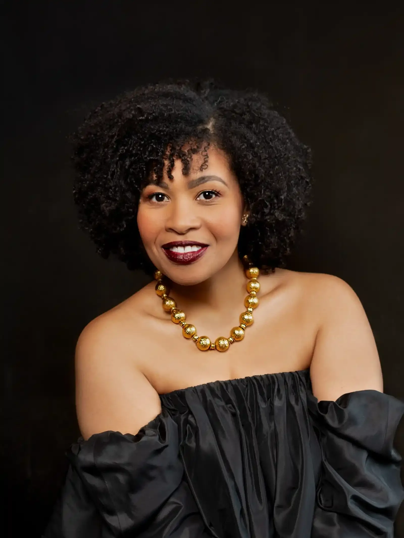 Soprano Golda Schultz talks about America, dresses and talk shows