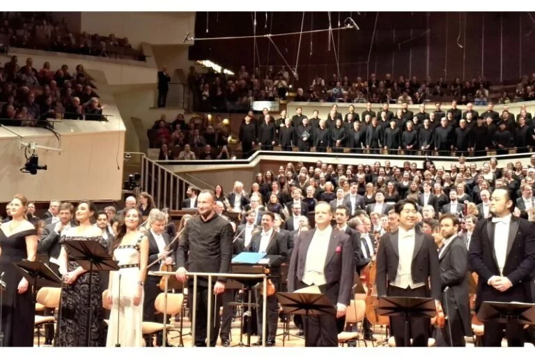 Cheers for Mahler's Eighth with the Berlin Philharmonic