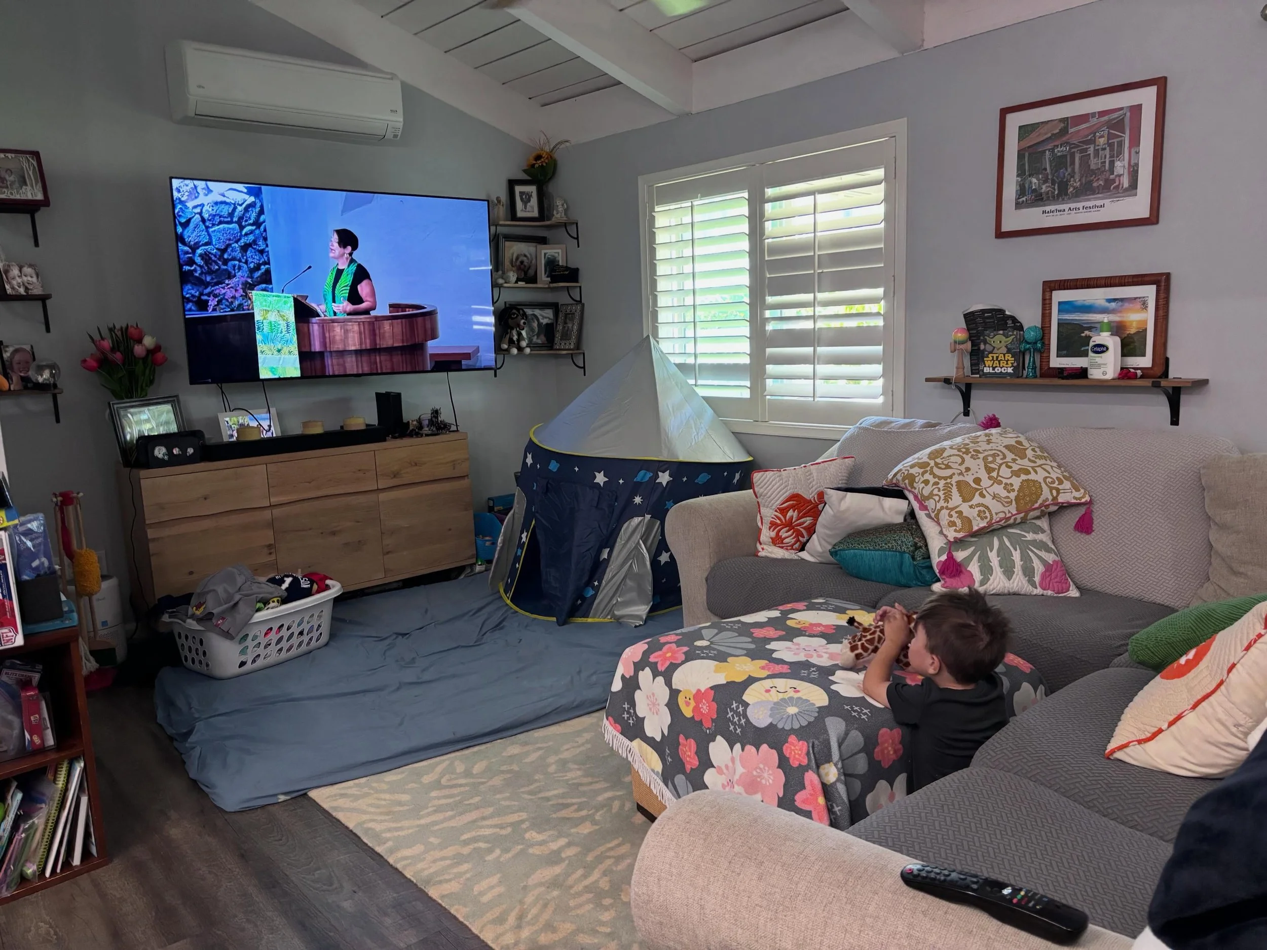 There are lots of ways to worship with at Community Church, Lukas reminds us! Join us Sundays in person or online at 9 am HST. More info at cchonolulu dot com!