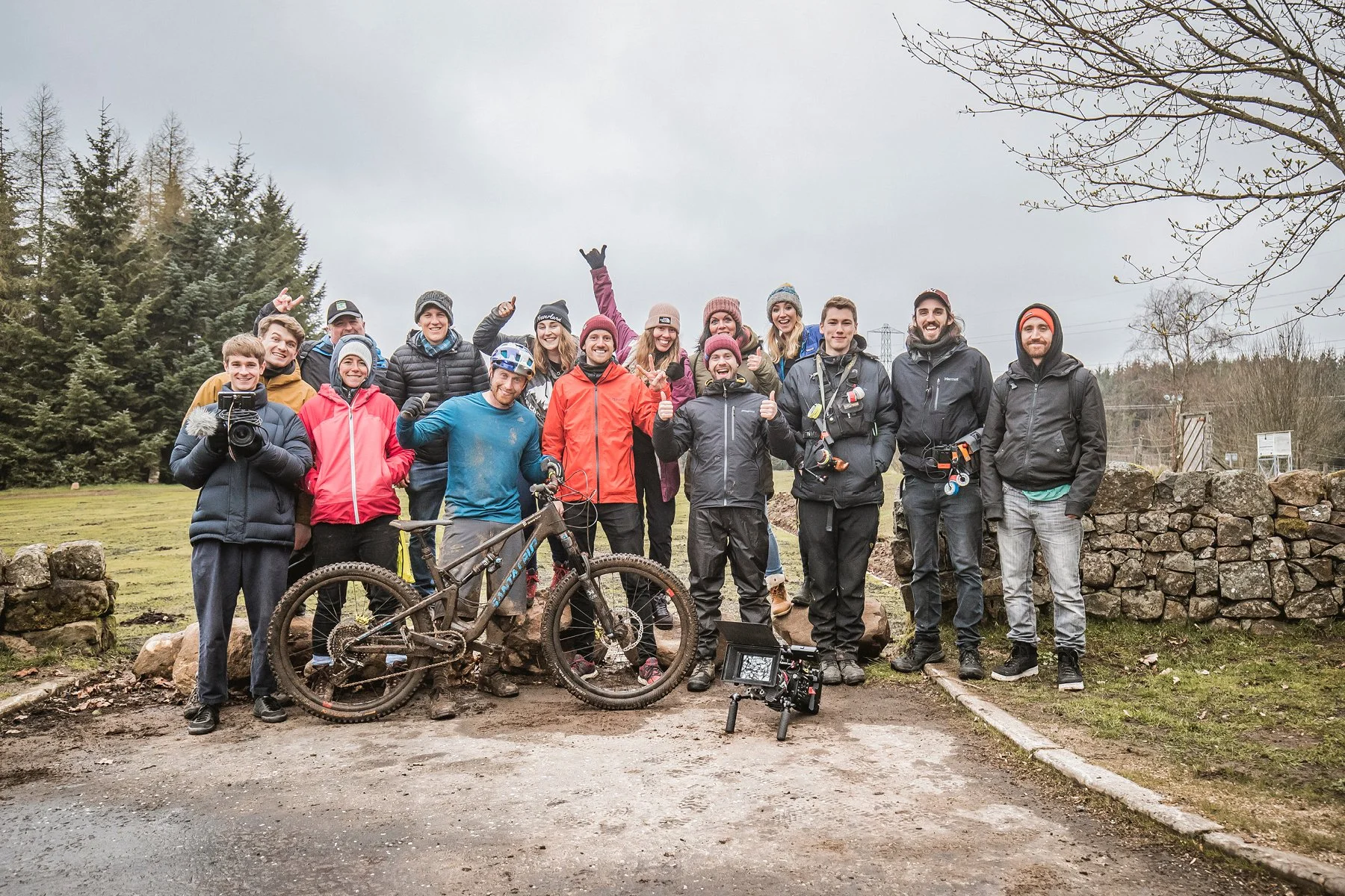 Crew-1800.jpg