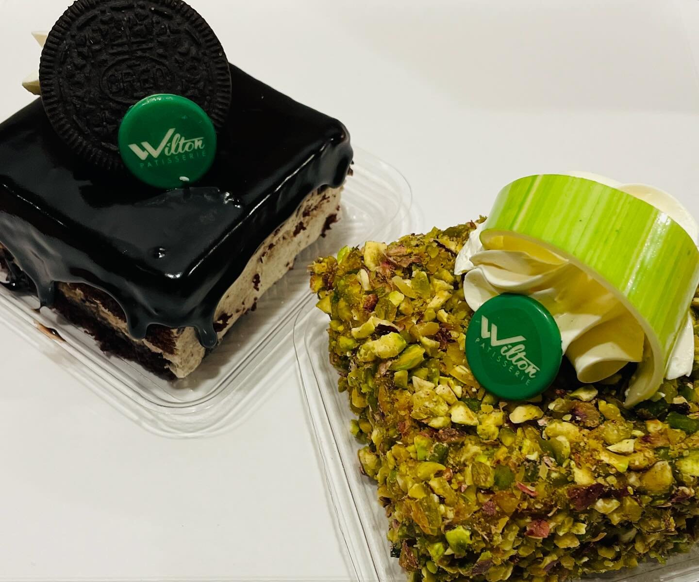 Testing out the tasty delights @wiltonuk_ 😃 in Mere Green.

Absolutely delicious! 😋😋

And no, I didn&rsquo;t eat both of them as tempting as it was! 😂😂

Have you been yet and which cakes would you recommend? There was just so much choice! Probab