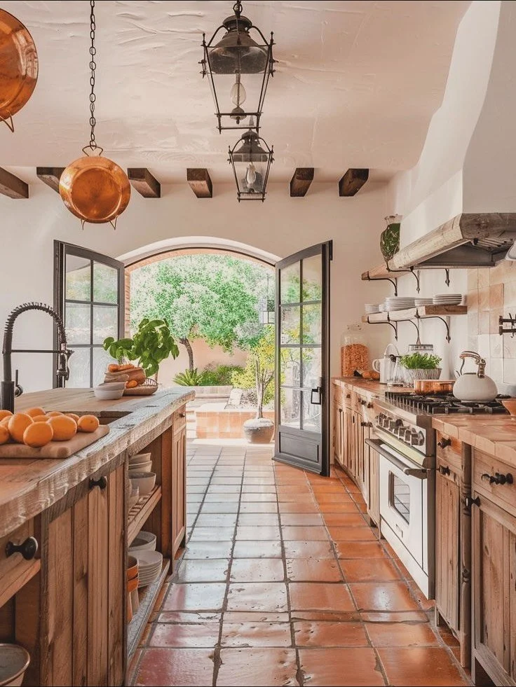 ✨ Visualize yourself here & now: Dreamy Kitchens of Ibiza ✨
October marks the beginning of the cozy season — when friends and family gather around the kitchen, where stories are shared, and flavors come alive. 🌿🥖
Imagine yourself here,