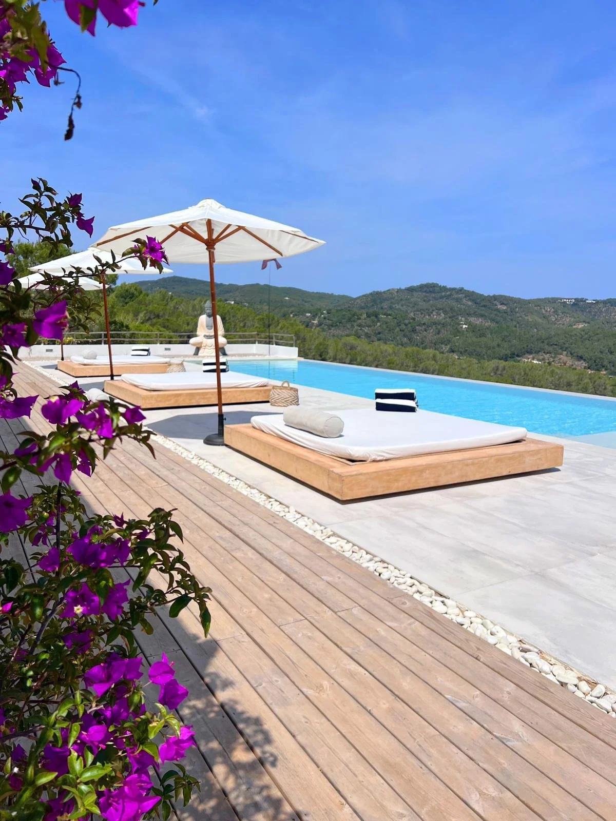 WhatsApp Image 2025-11-10 at 13.18.01 (3).jpg