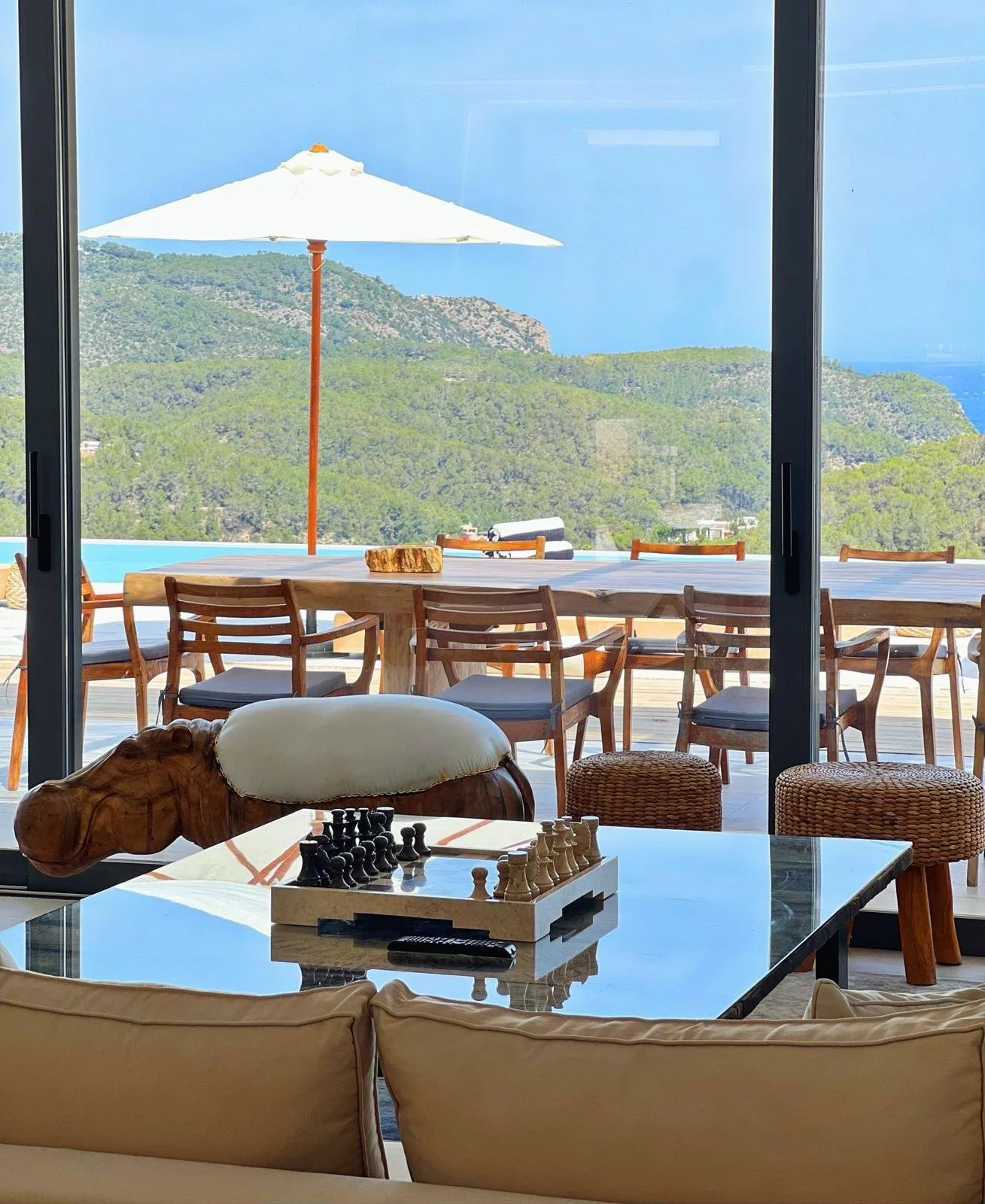 WhatsApp Image 2025-11-10 at 13.18.00.jpg