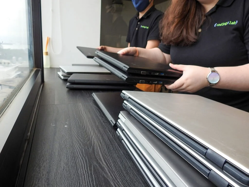 Coding Lab CSR (2) - Header