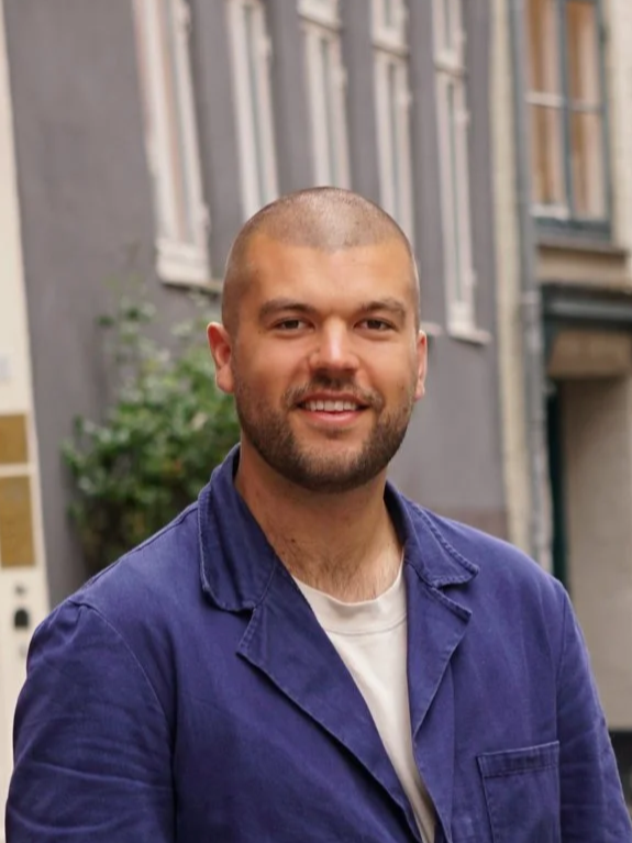 Sort hvid billede af Silas Moody