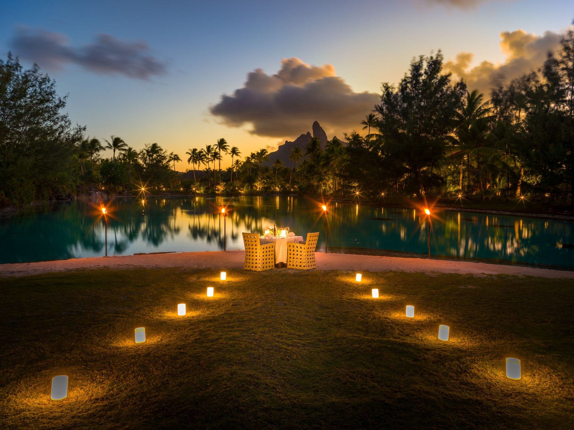 Candlelight Dinner.jpg