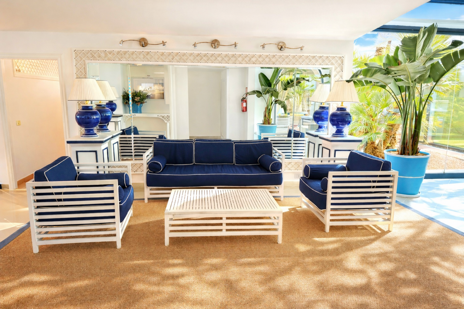 lounge reception.png